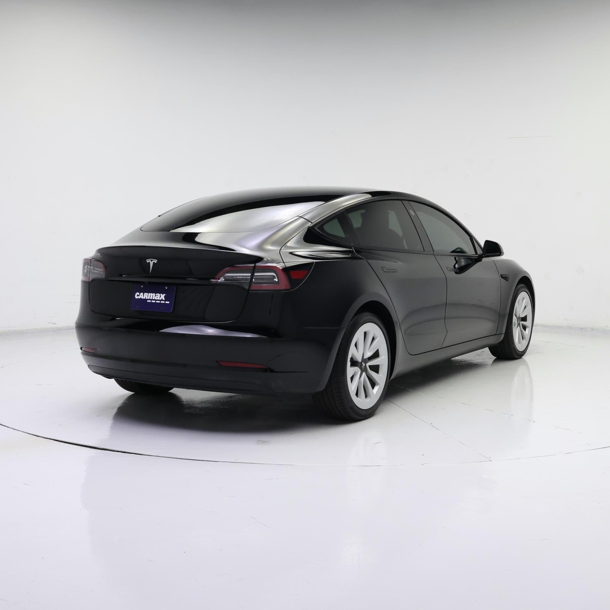 Thumbnail: 2023 Tesla Model 3 - 8