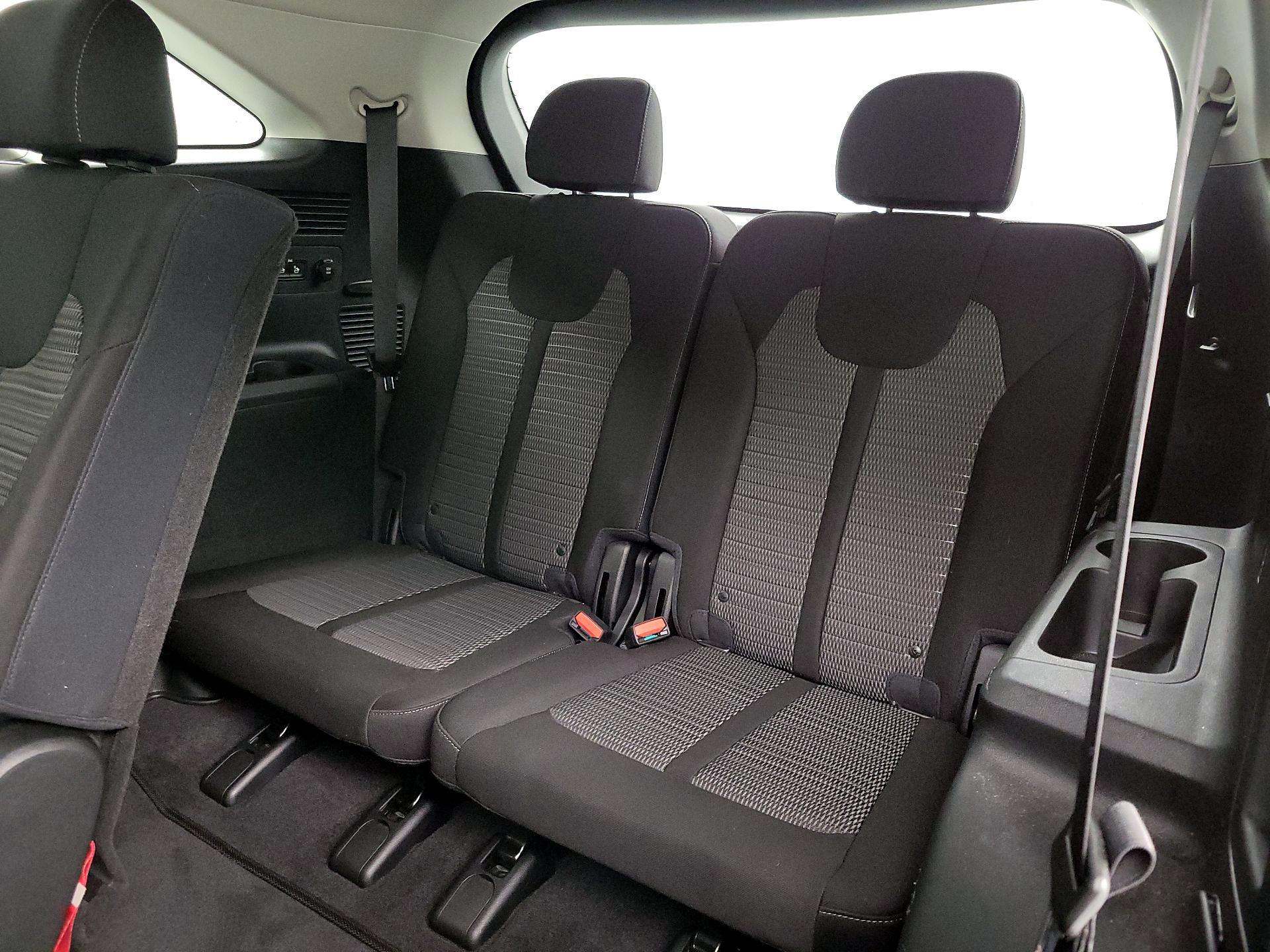 Thumbnail: 2023 Kia Sorento - 20