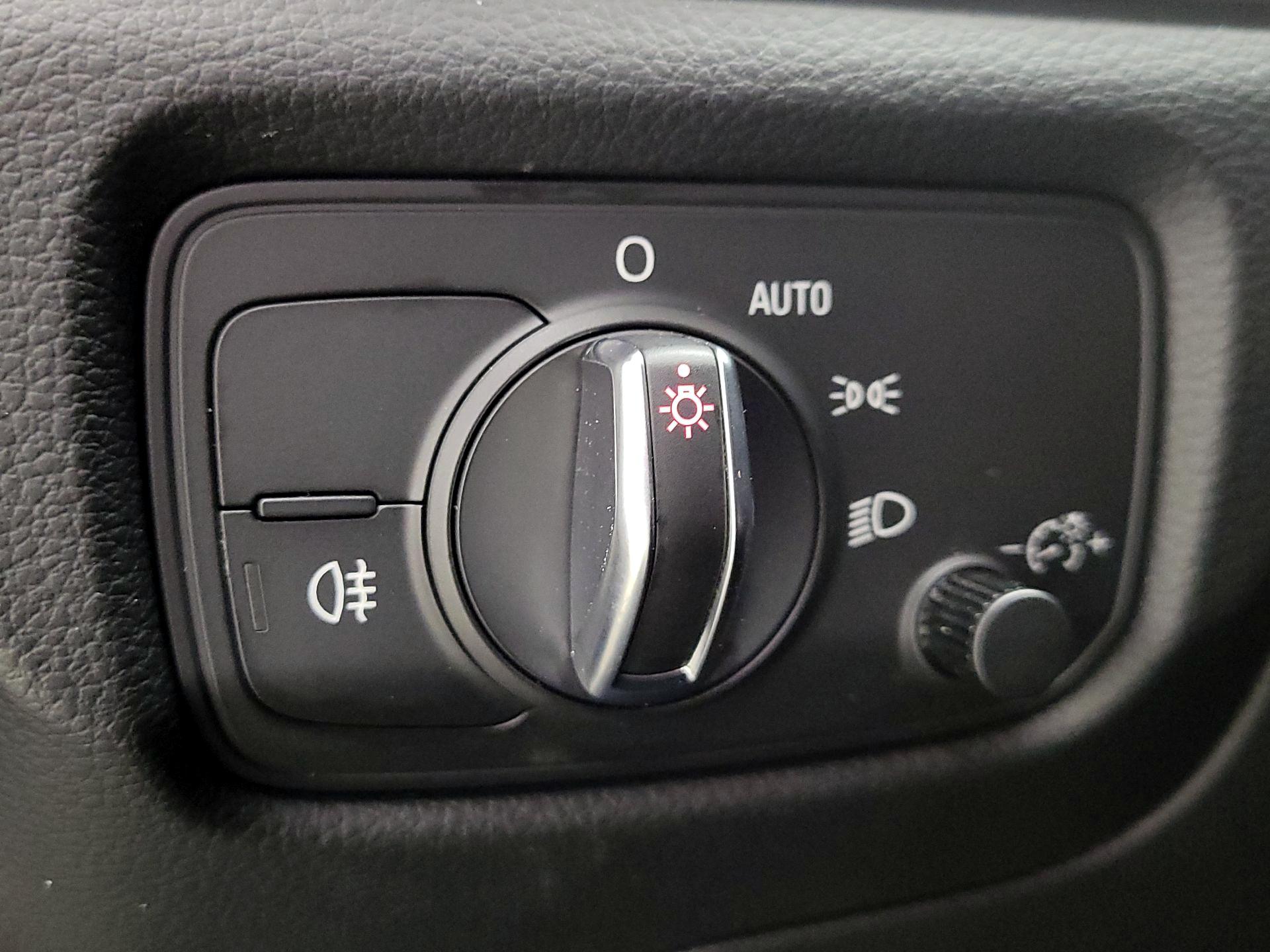 Thumbnail: 2015 Audi A3 - 13