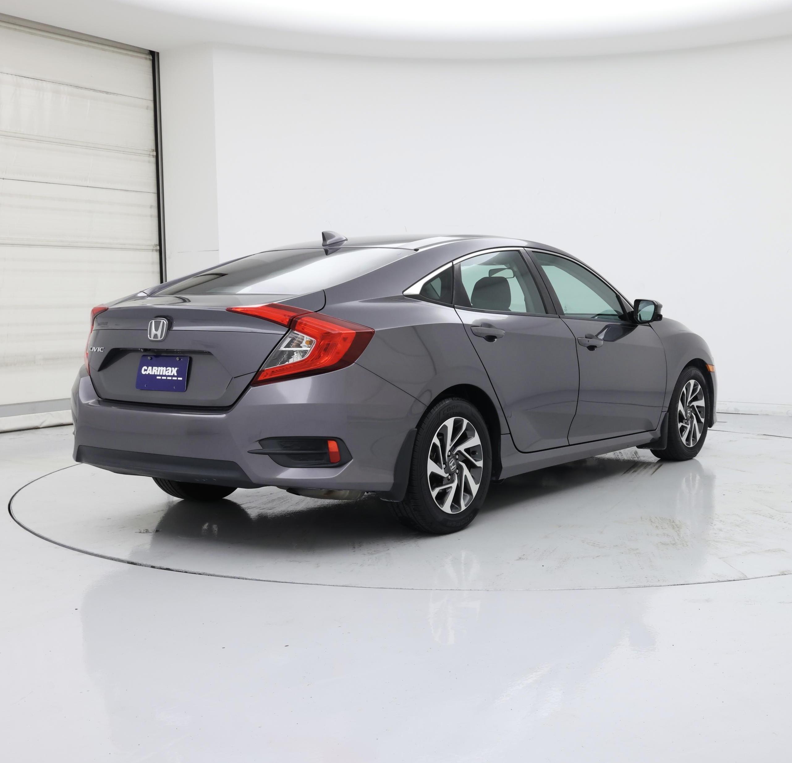 Thumbnail: 2017 Honda Civic - 8