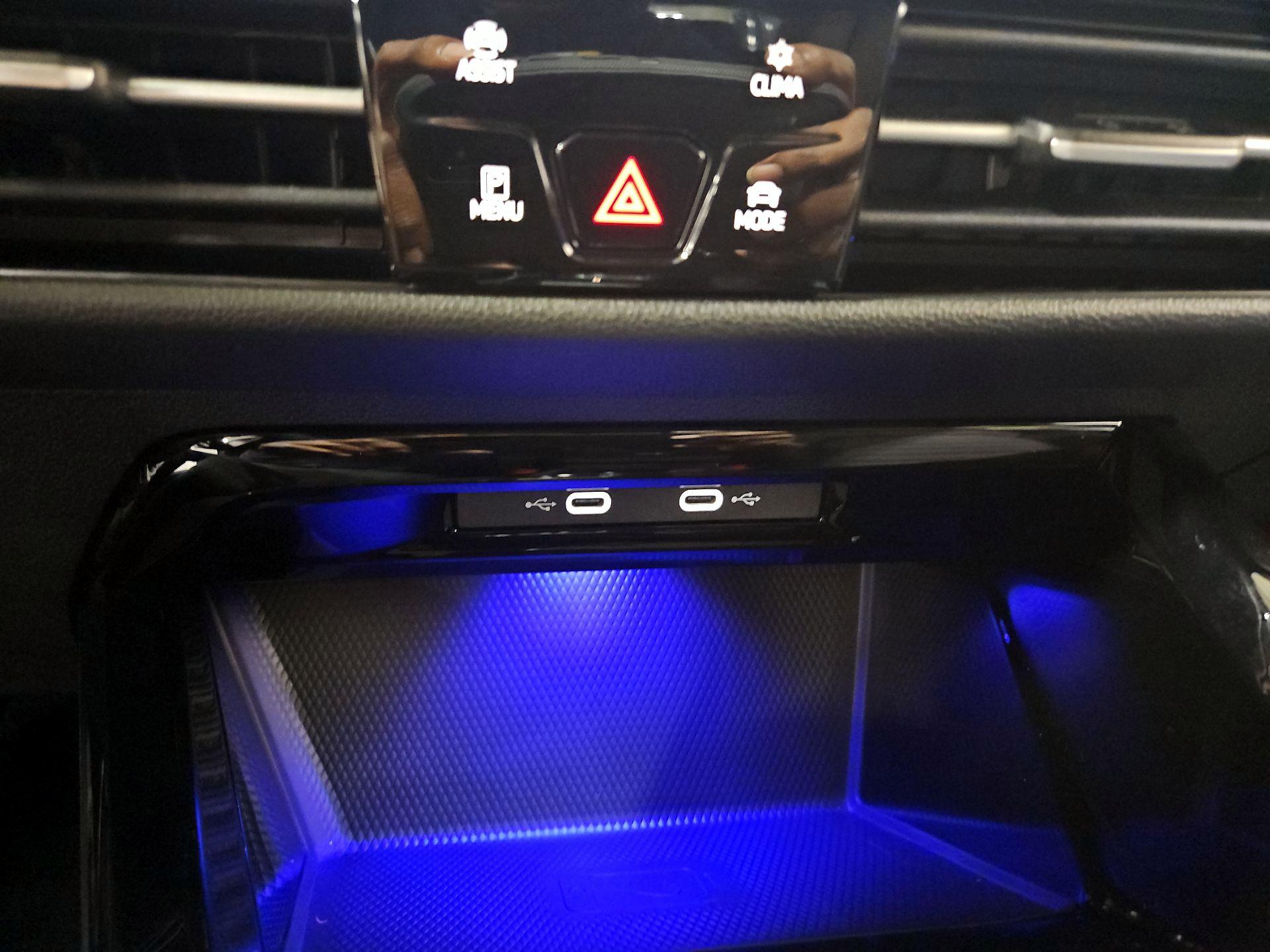 Thumbnail: 2024 Volkswagen Golf - 19