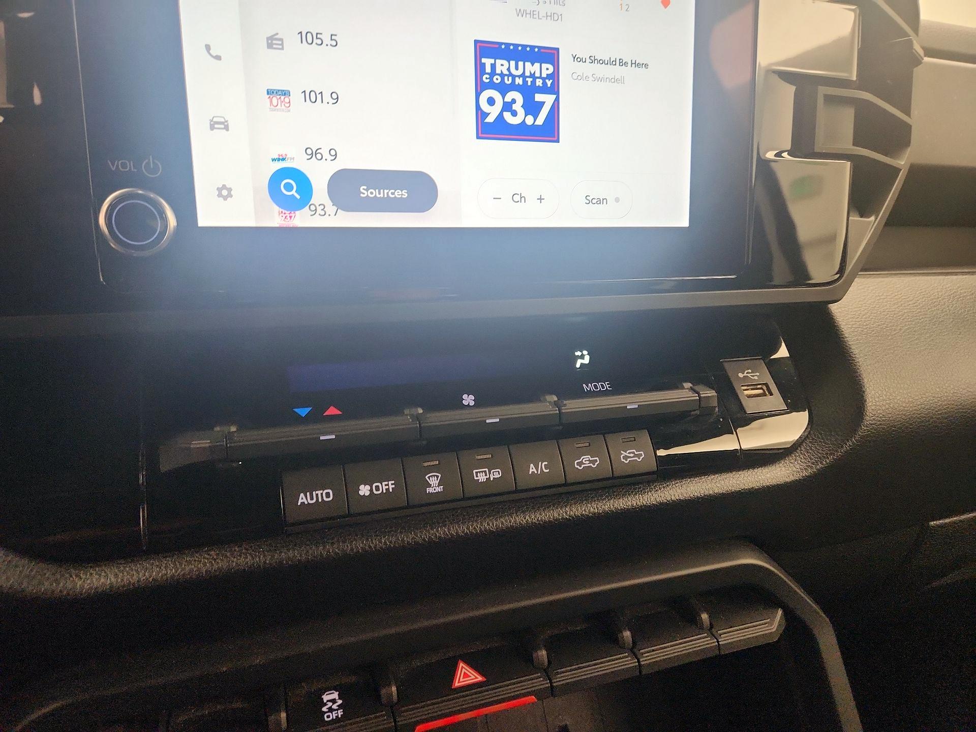 Thumbnail: 2025 Toyota Tundra - 16