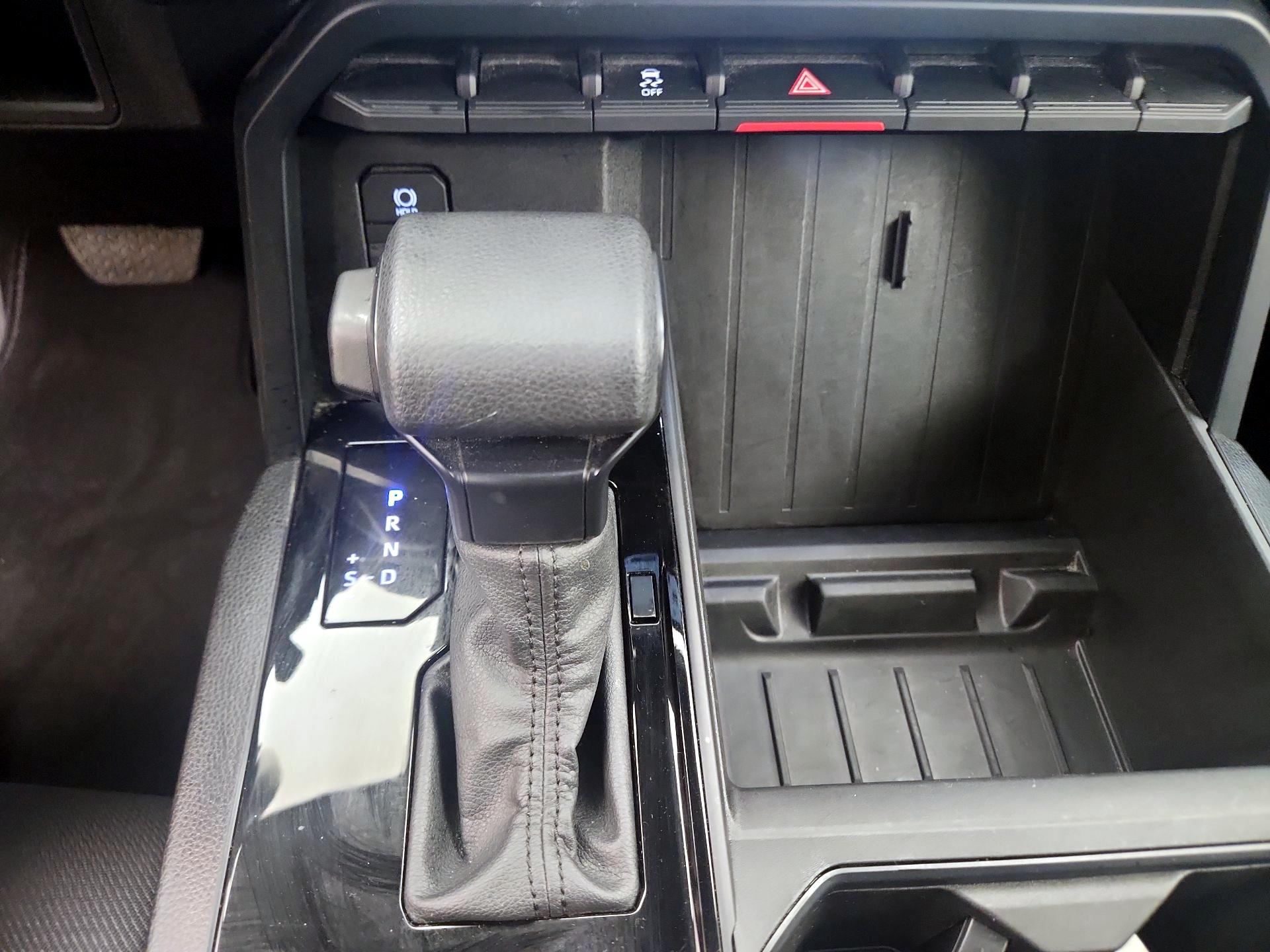 Thumbnail: 2025 Toyota Tundra - 17