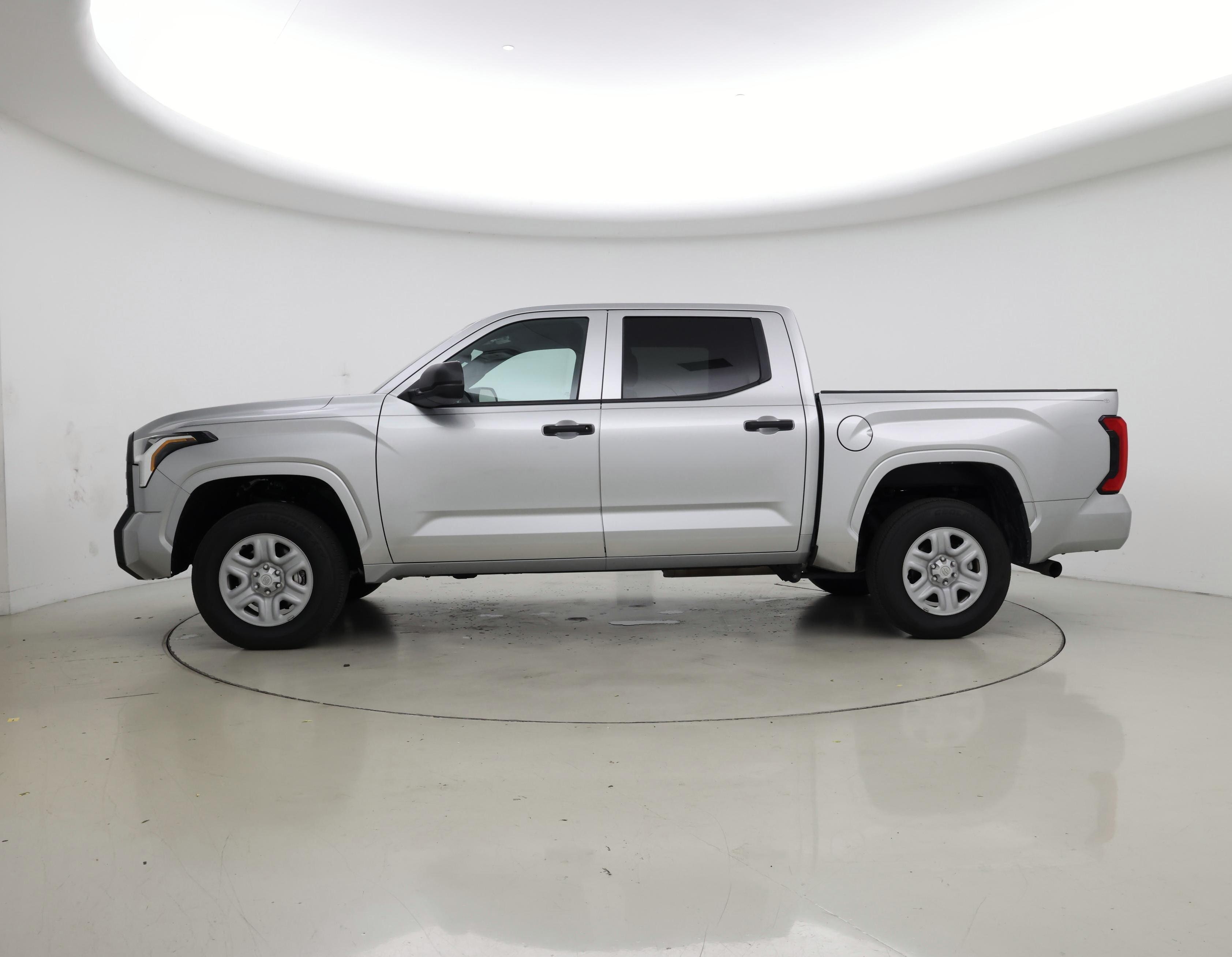 Thumbnail: 2025 Toyota Tundra - 3