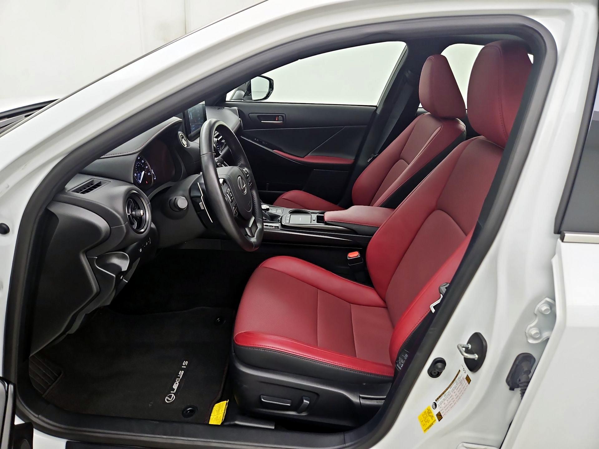 Thumbnail: 2024 Lexus IS - 11