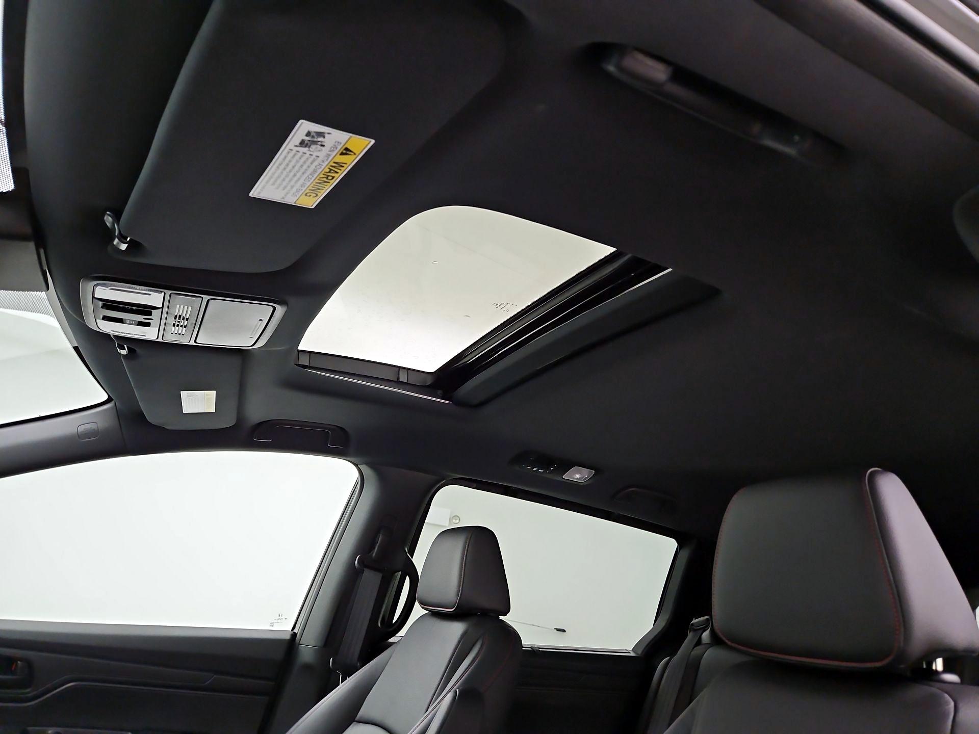 Thumbnail: 2024 Honda Odyssey - 19