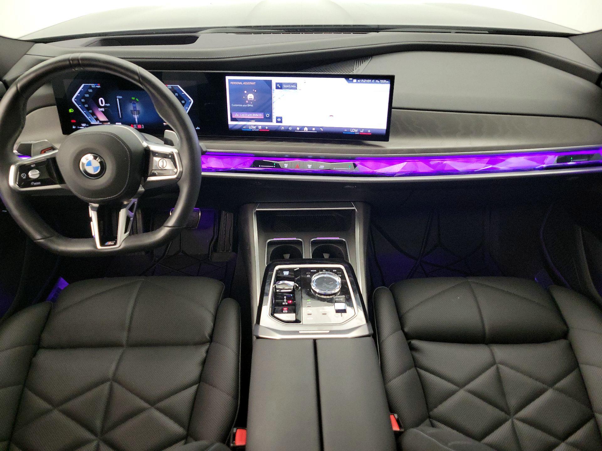 Thumbnail: 2025 BMW 7 Series - 9