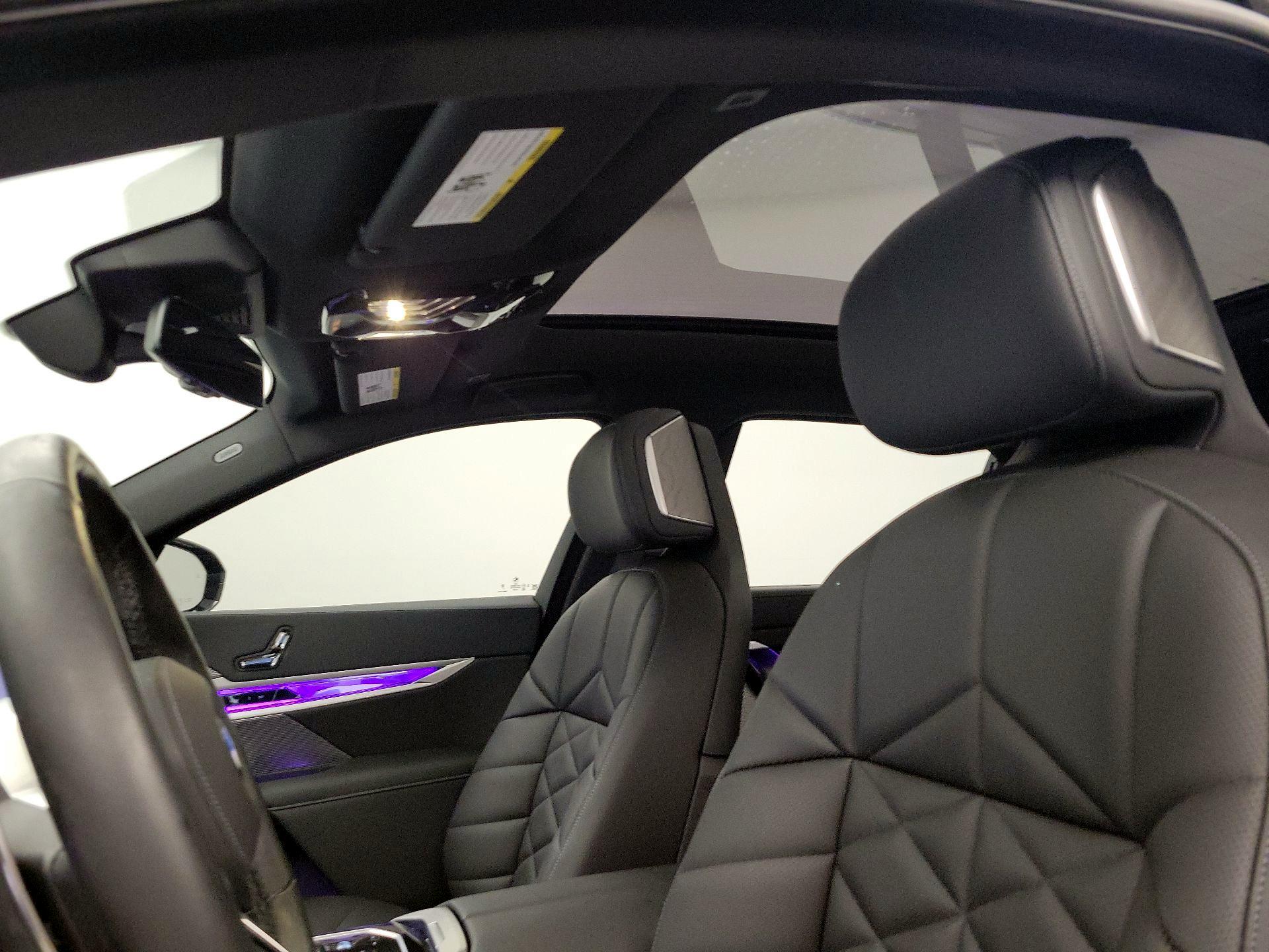 Thumbnail: 2025 BMW 7 Series - 20