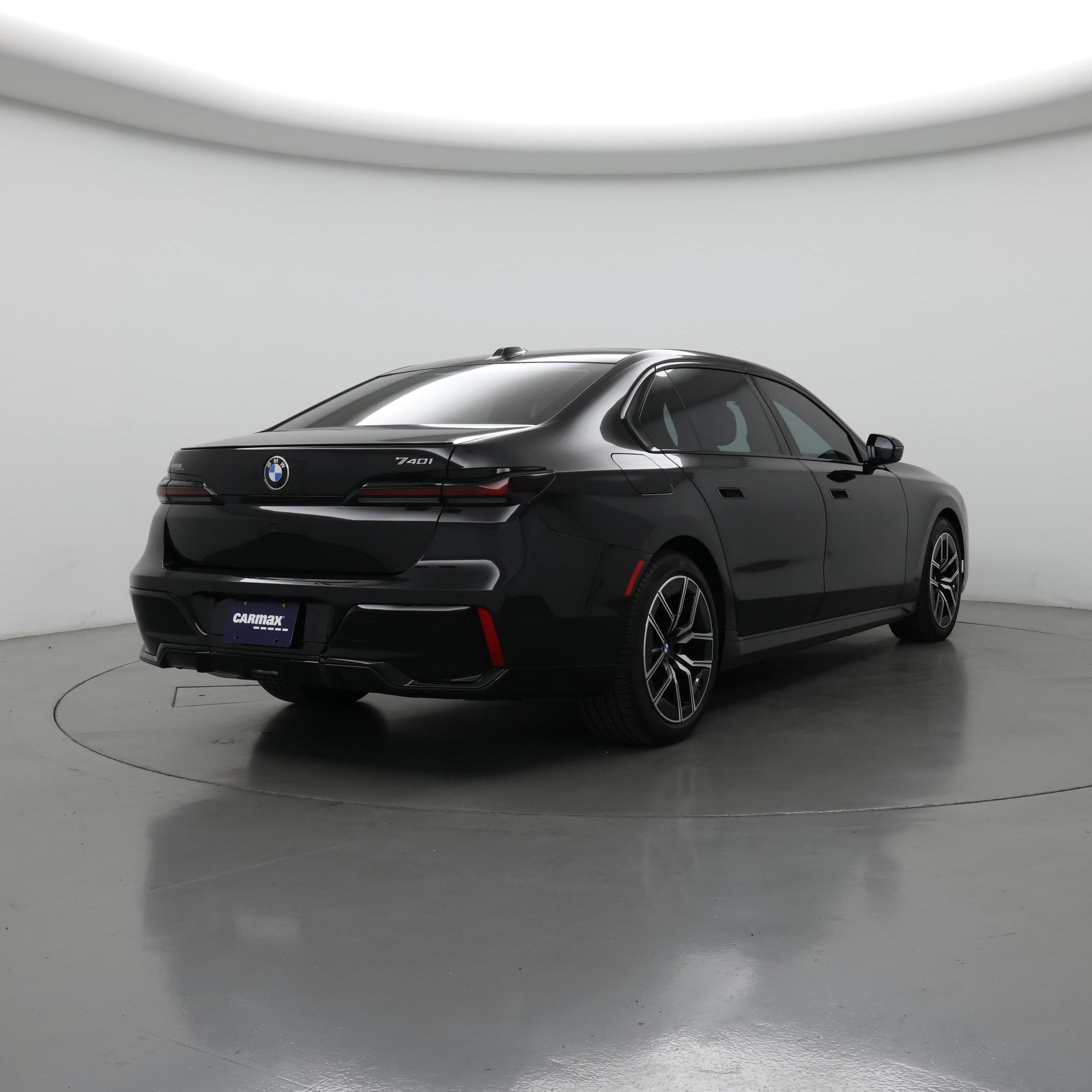 Thumbnail: 2025 BMW 7 Series - 8