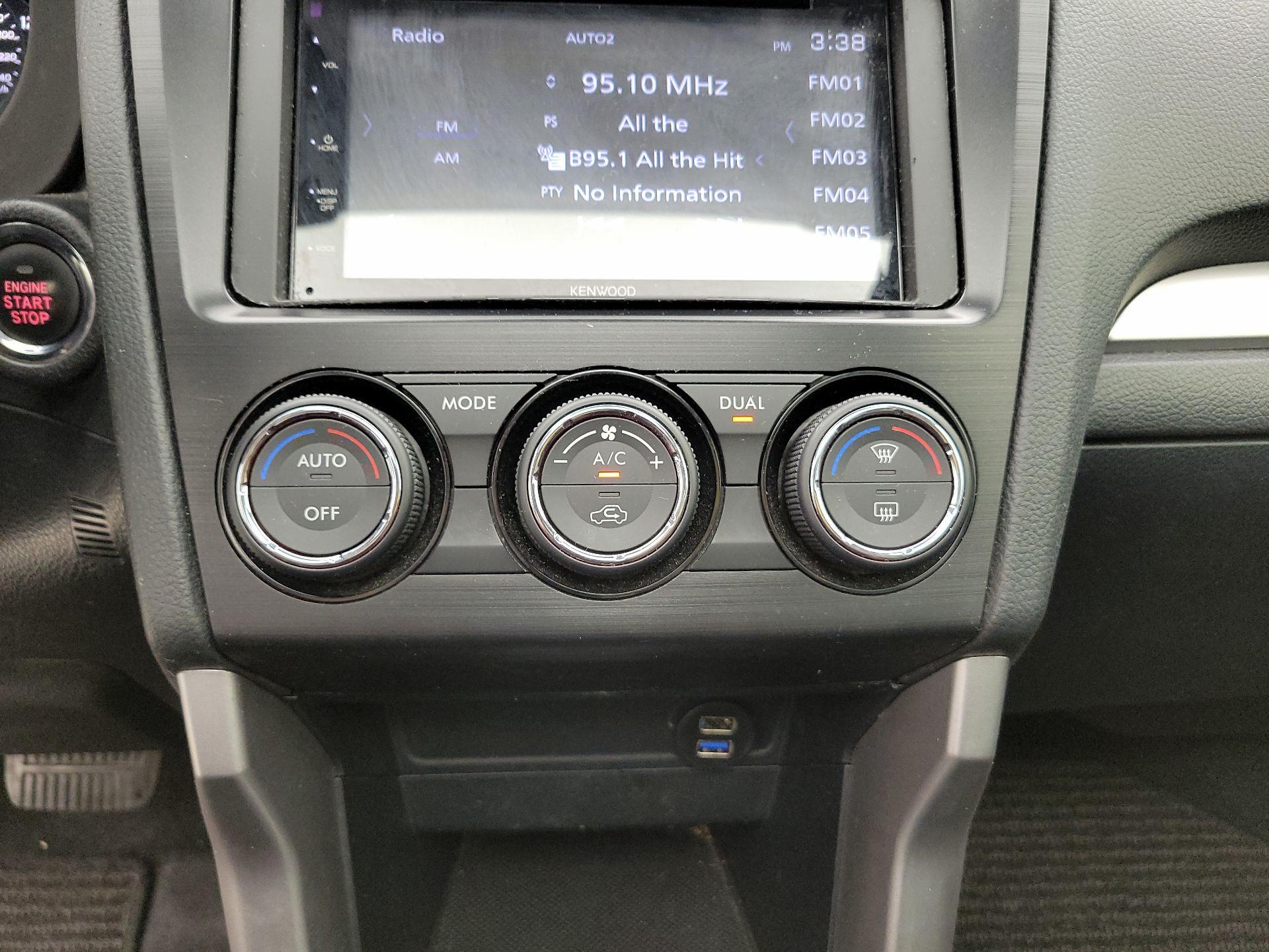 Thumbnail: 2015 Subaru Forester - 16