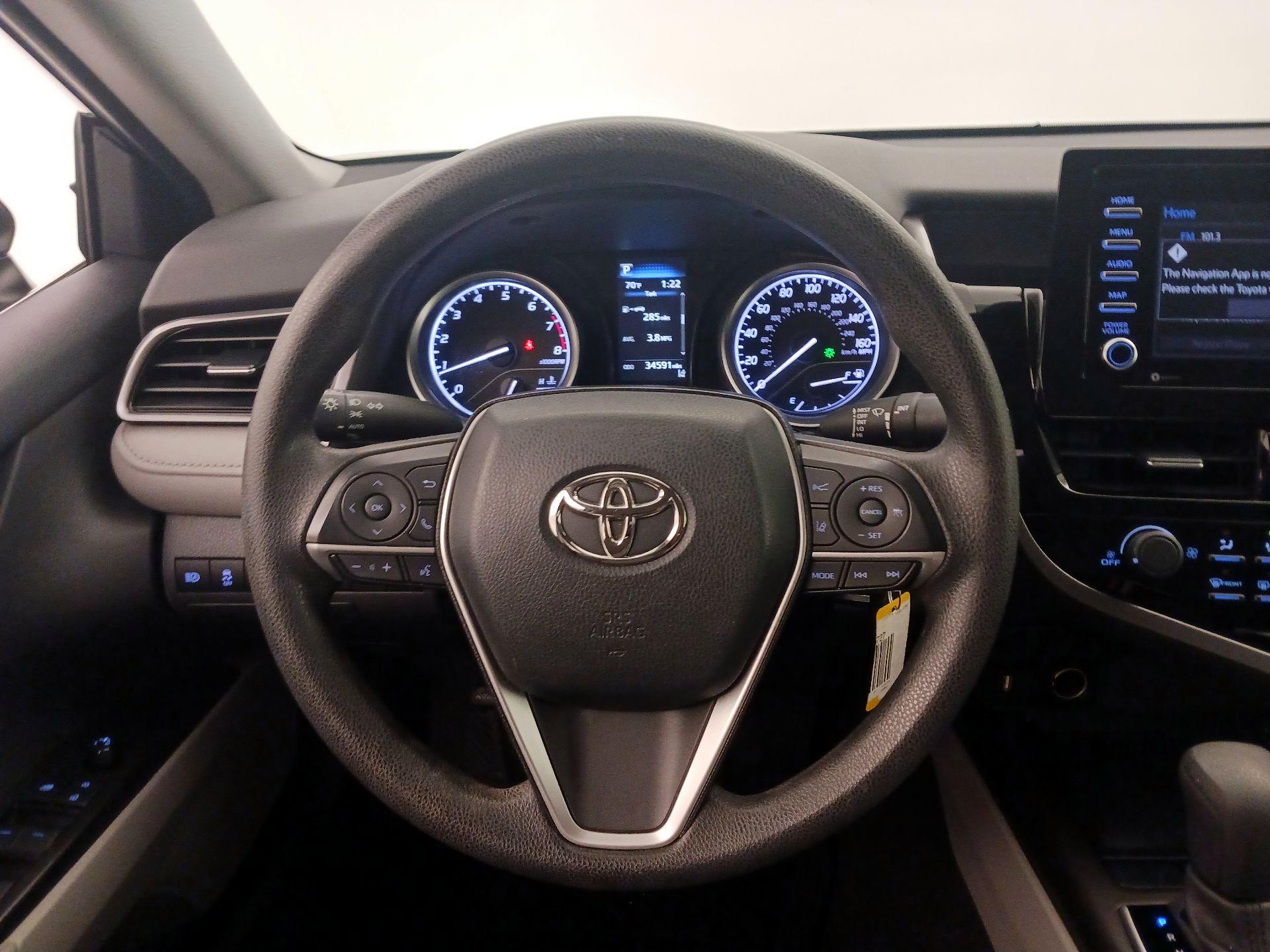 Thumbnail: 2021 Toyota Camry - 10