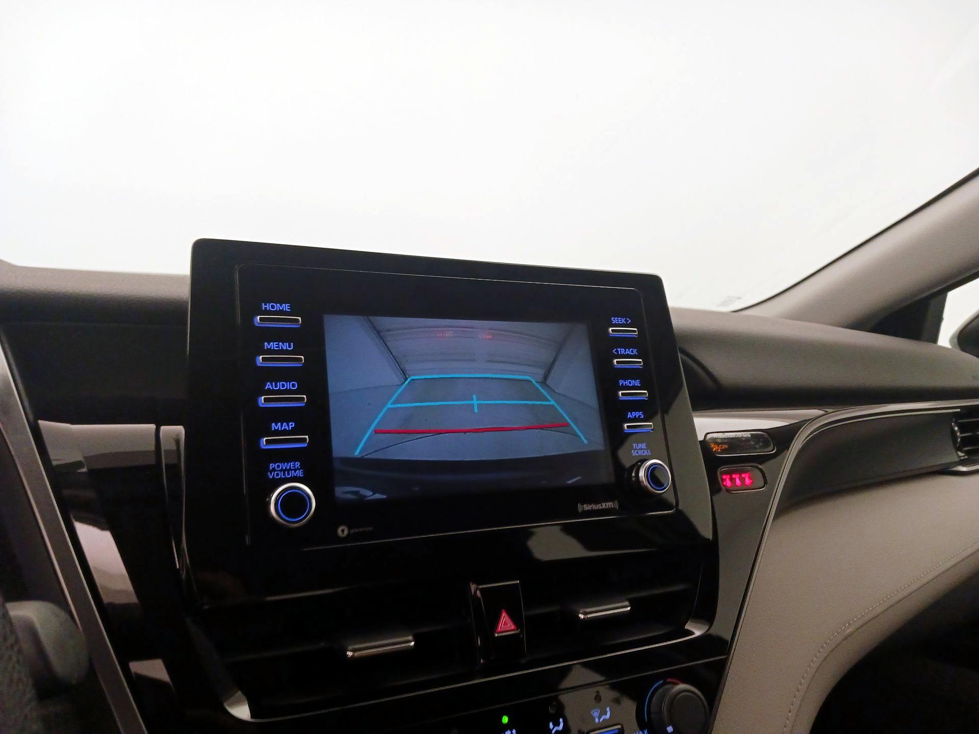 Thumbnail: 2021 Toyota Camry - 14