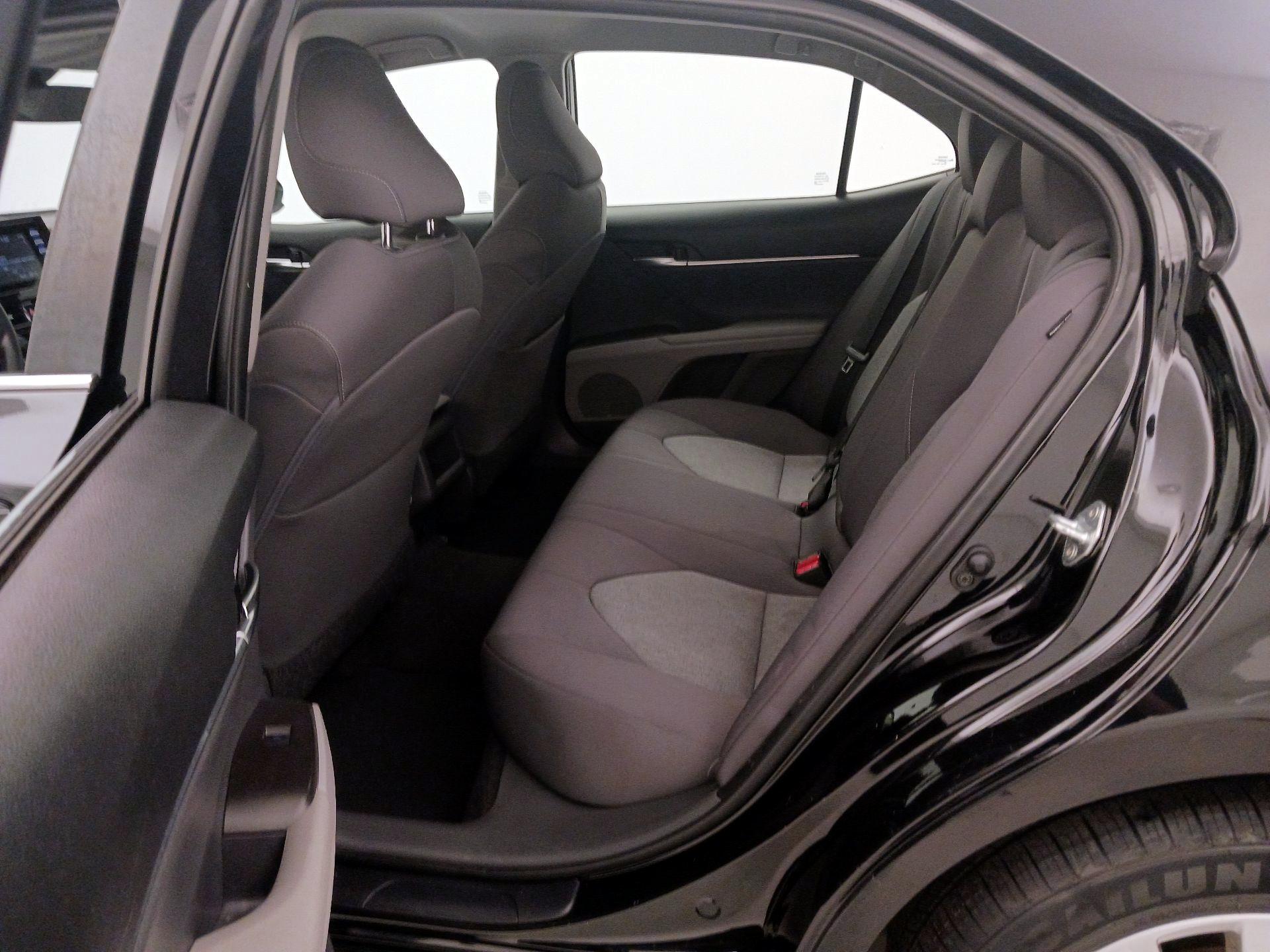 Thumbnail: 2021 Toyota Camry - 19