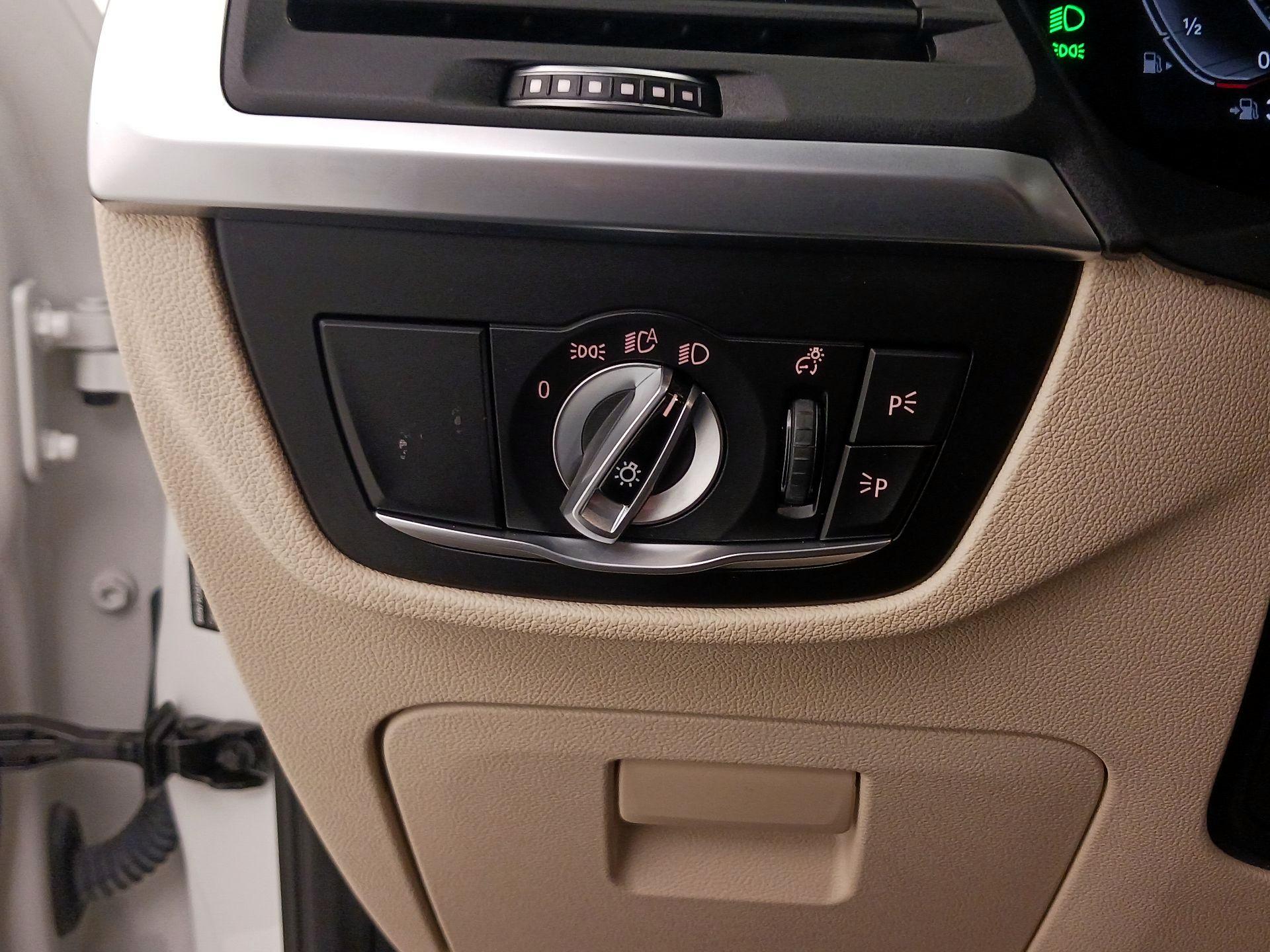 Thumbnail: 2022 BMW X3 - 13