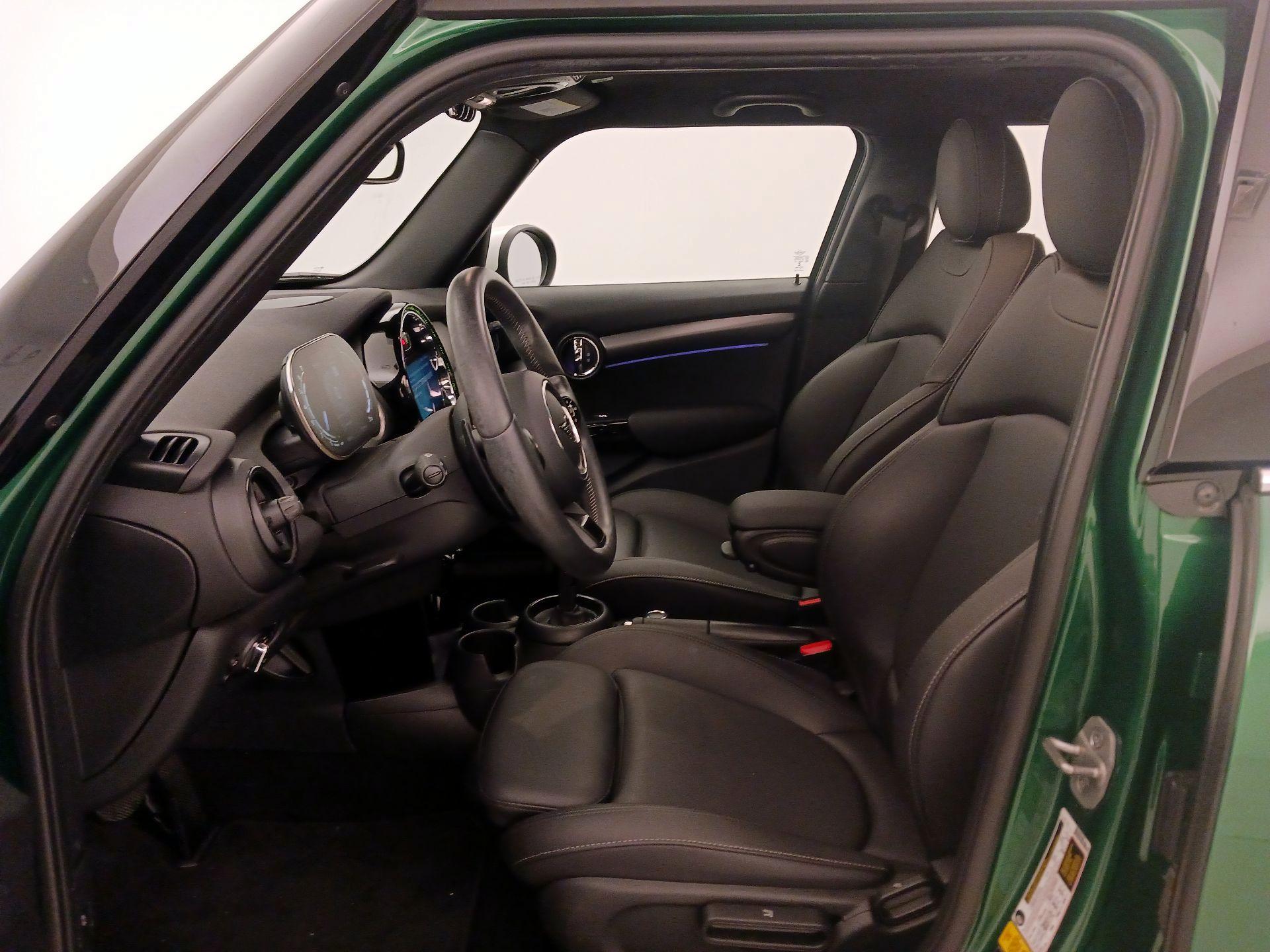 Thumbnail: 2023 MINI Cooper Hardtop - 11