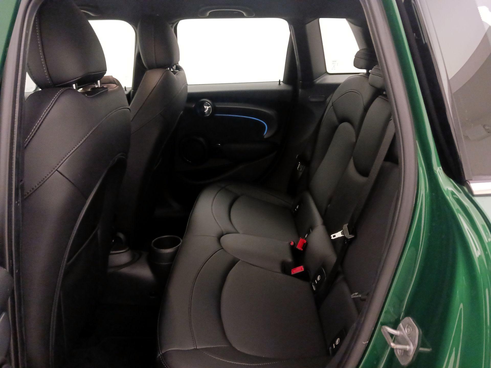 Thumbnail: 2023 MINI Cooper Hardtop - 20