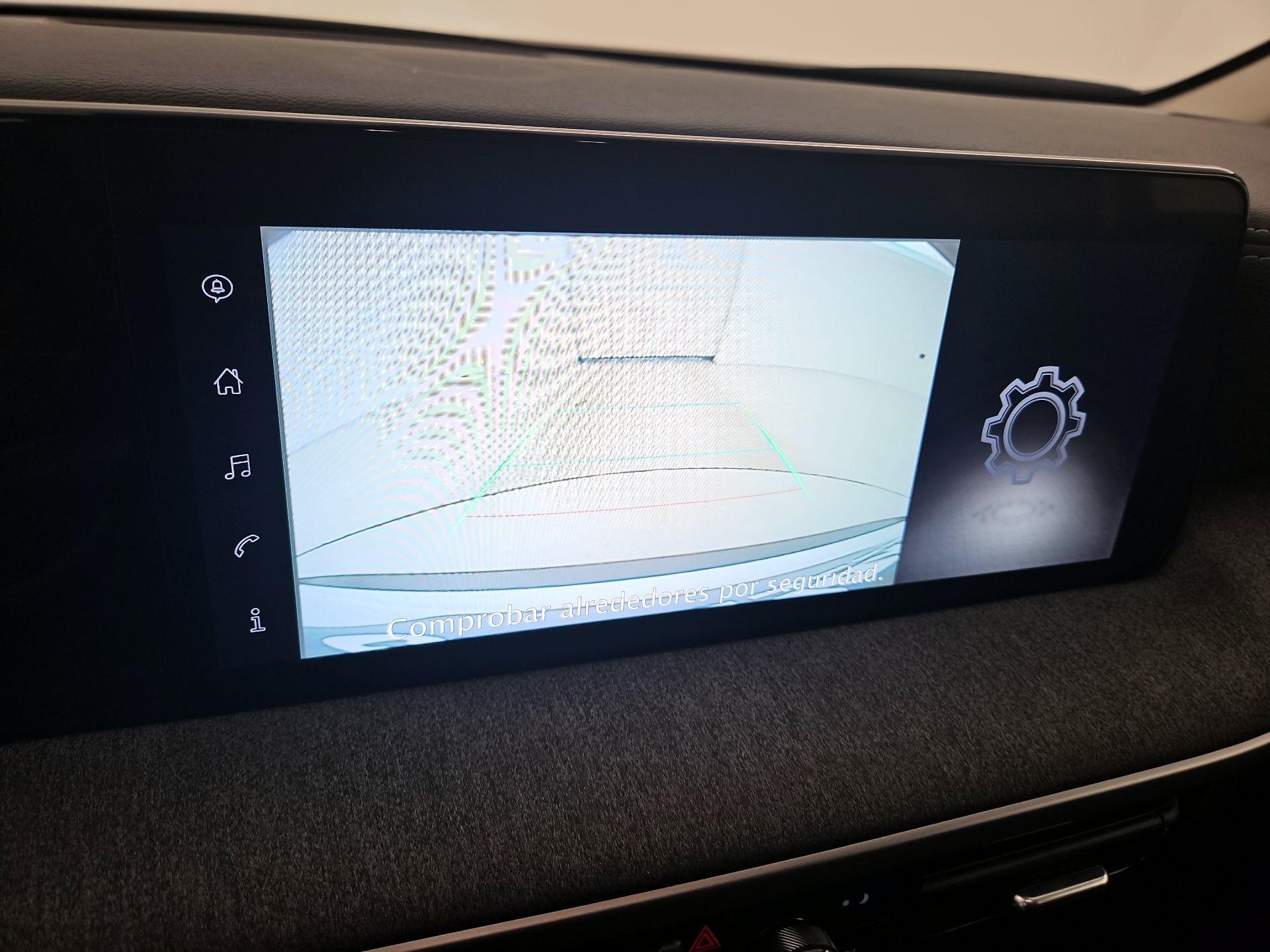 Thumbnail: 2025 Nissan Kicks - 14