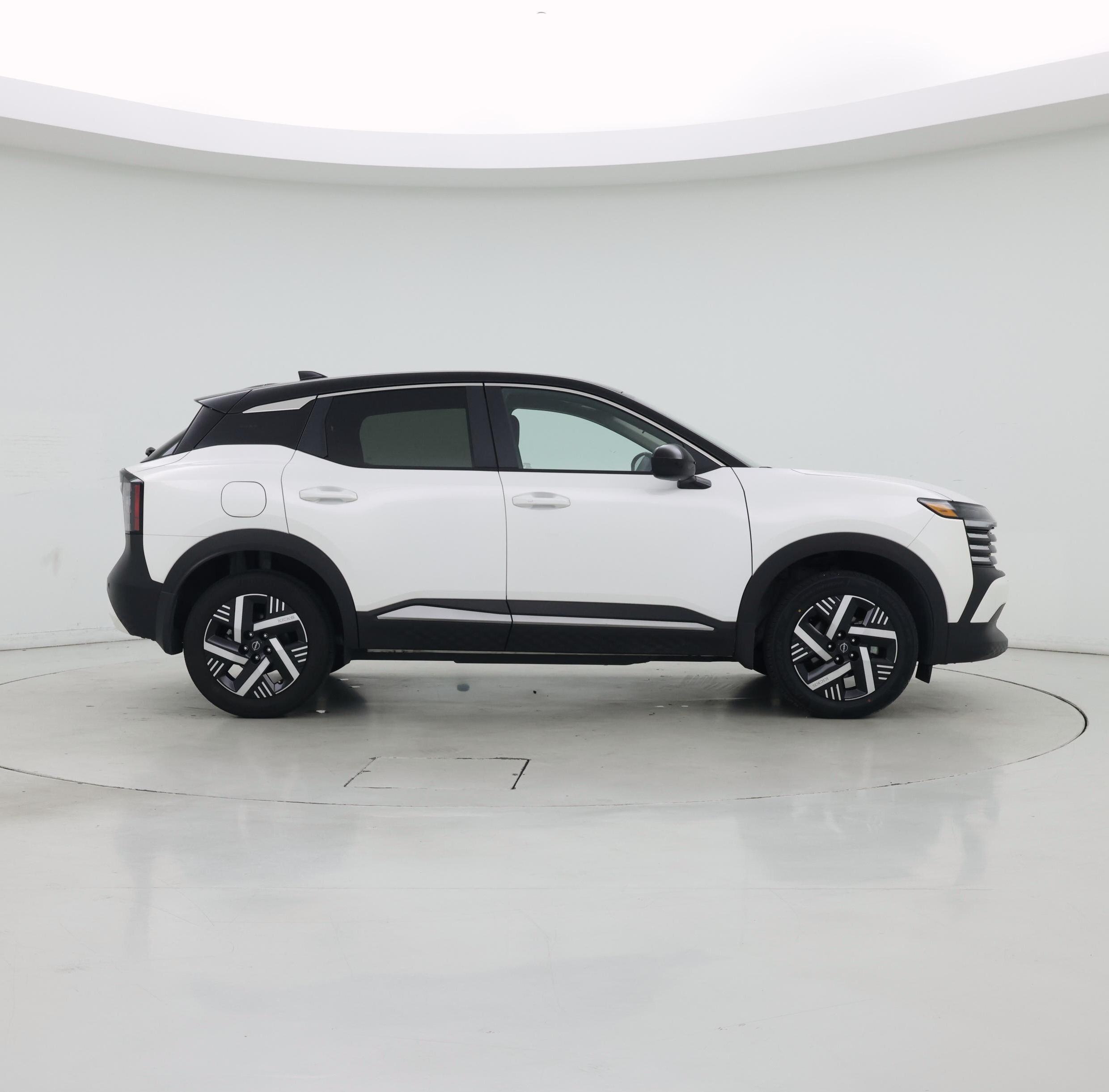 Thumbnail: 2025 Nissan Kicks - 7