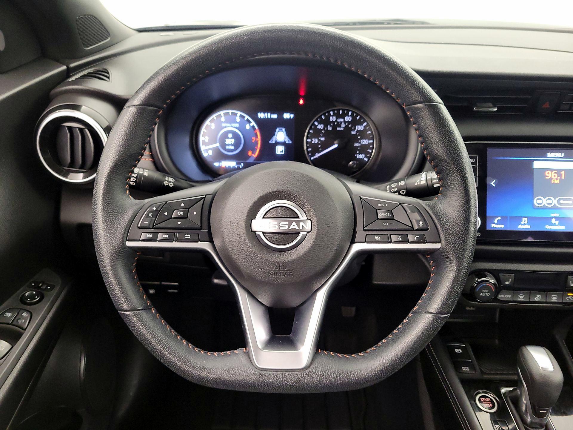 Thumbnail: 2023 Nissan Kicks - 10