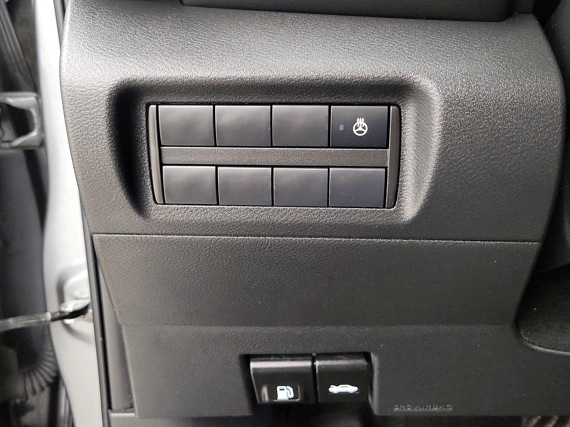 Thumbnail: 2023 Nissan Kicks - 13