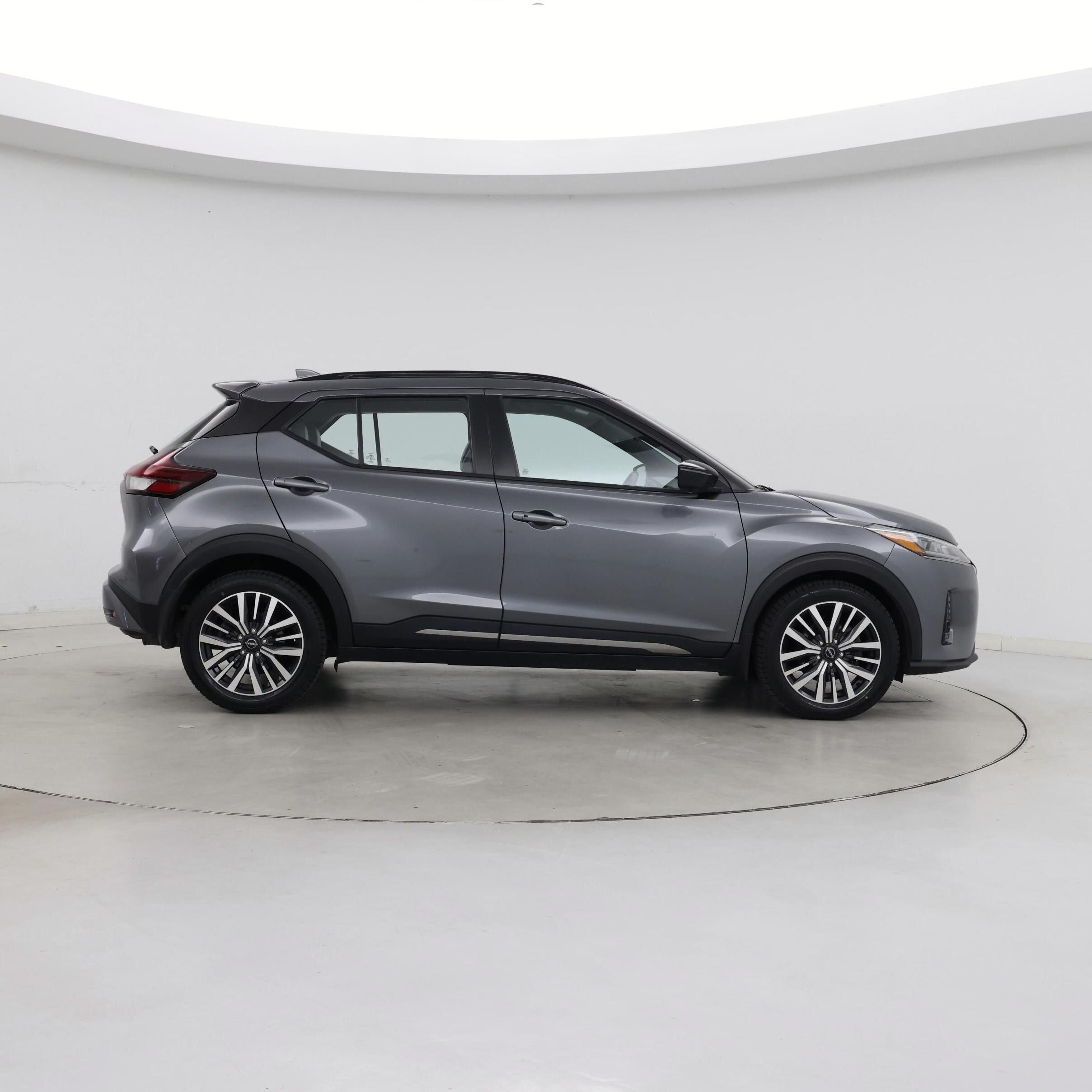 Thumbnail: 2023 Nissan Kicks - 7