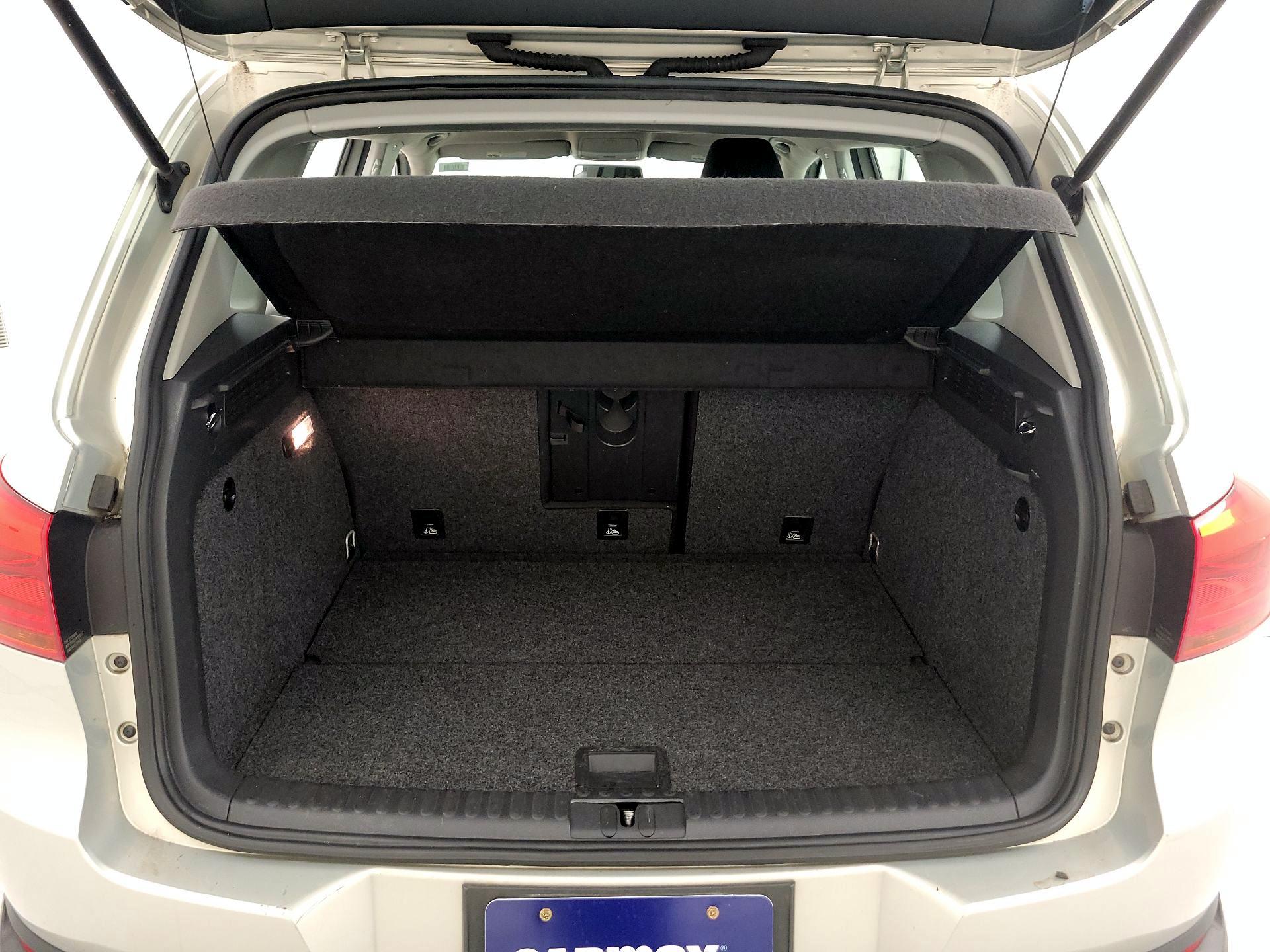 Thumbnail: 2015 Volkswagen Tiguan - 20