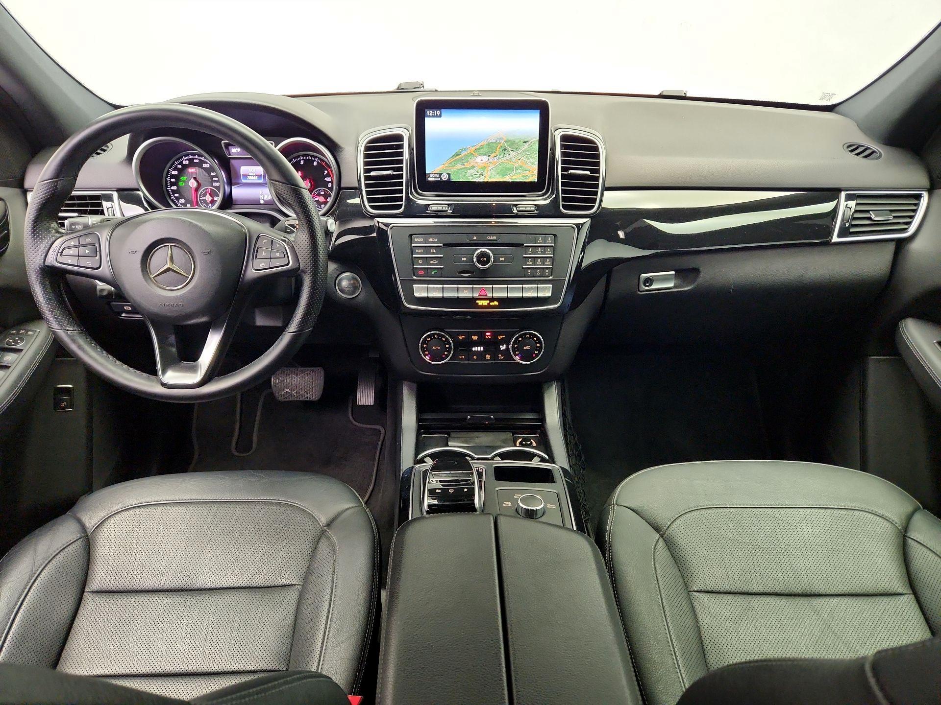 Thumbnail: 2016 Mercedes-Benz GLE - 9