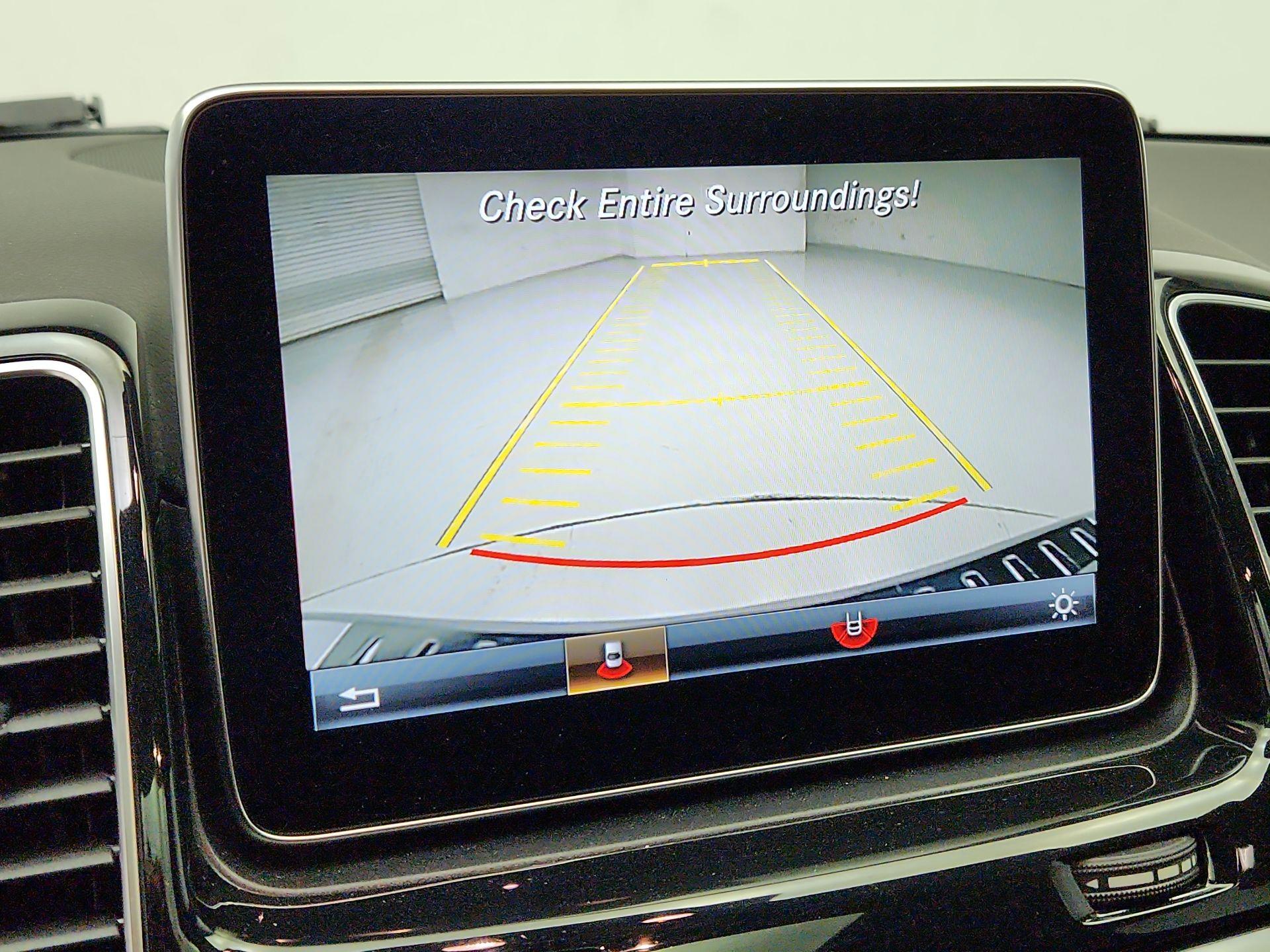 Thumbnail: 2016 Mercedes-Benz GLE - 15