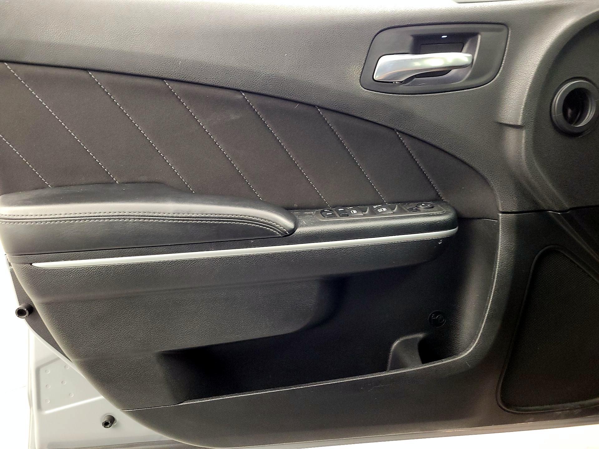 Thumbnail: 2022 Dodge Charger - 12