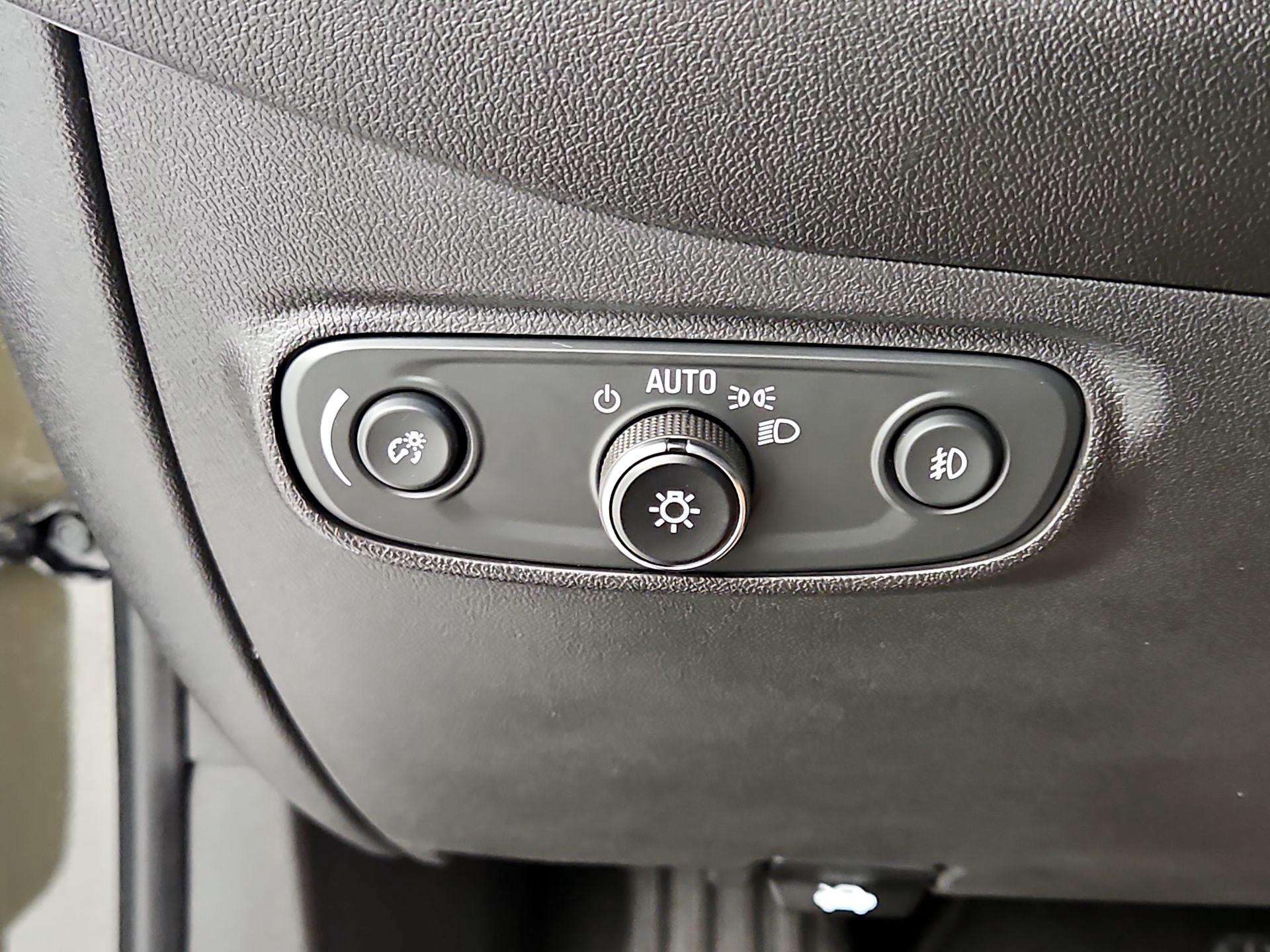 Thumbnail: 2023 Chevrolet Equinox - 13