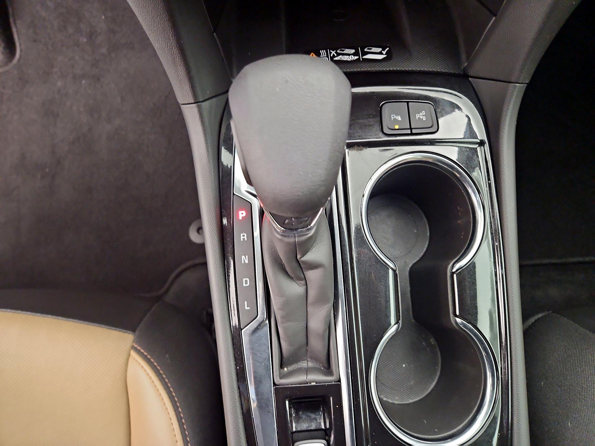 Thumbnail: 2023 Chevrolet Equinox - 18