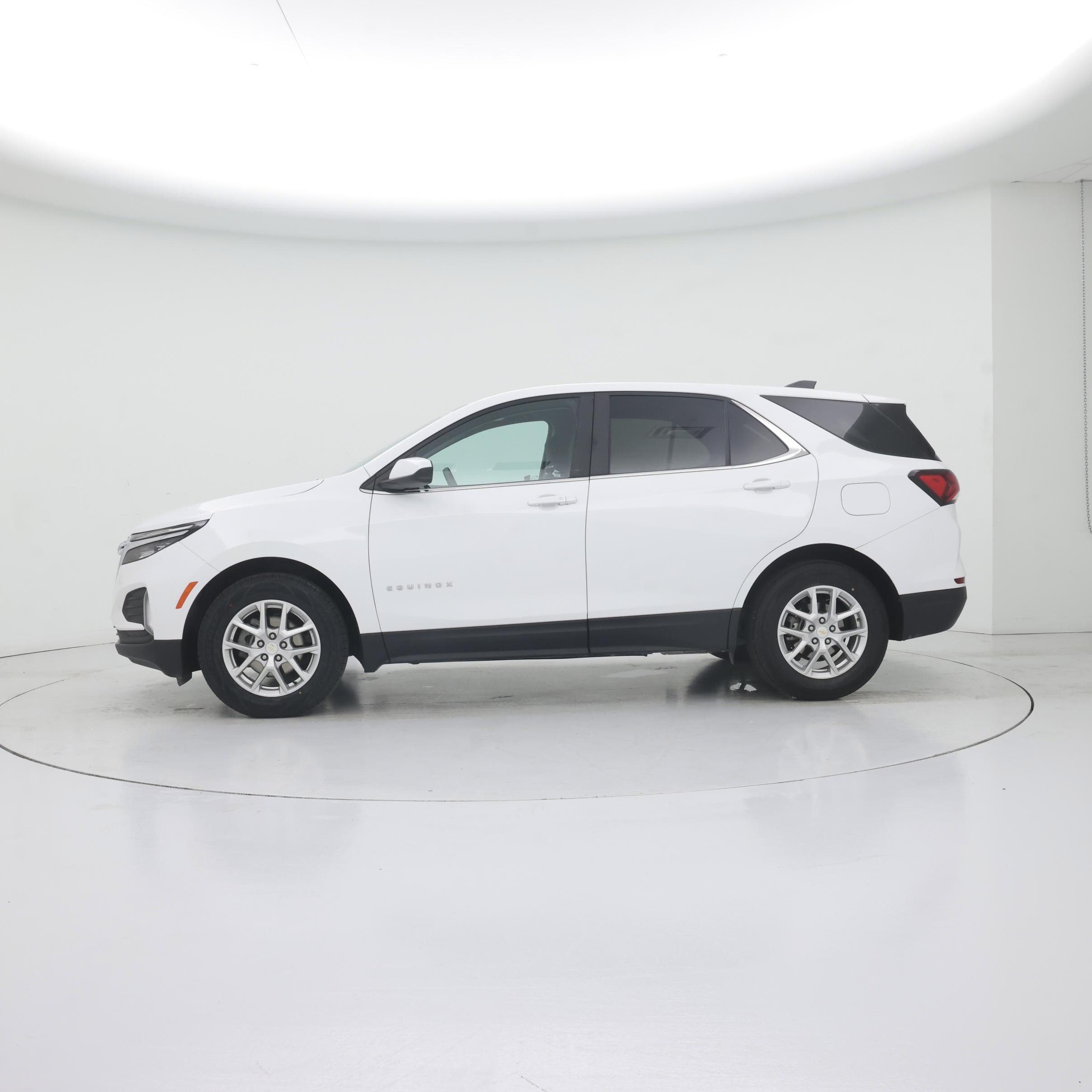 Thumbnail: 2023 Chevrolet Equinox - 3