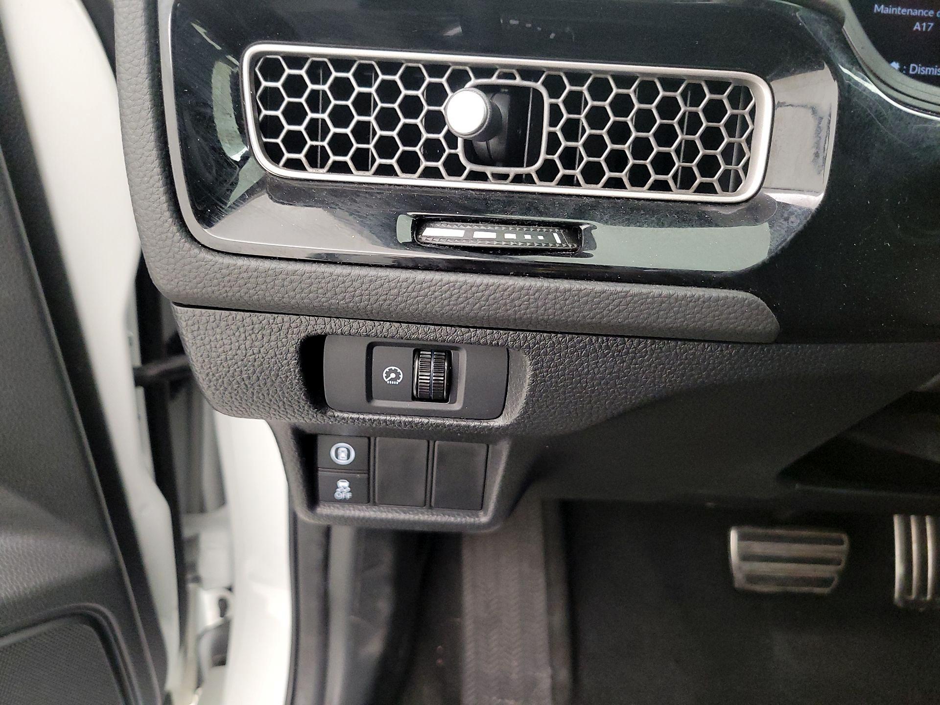 Thumbnail: 2023 Honda Civic - 13