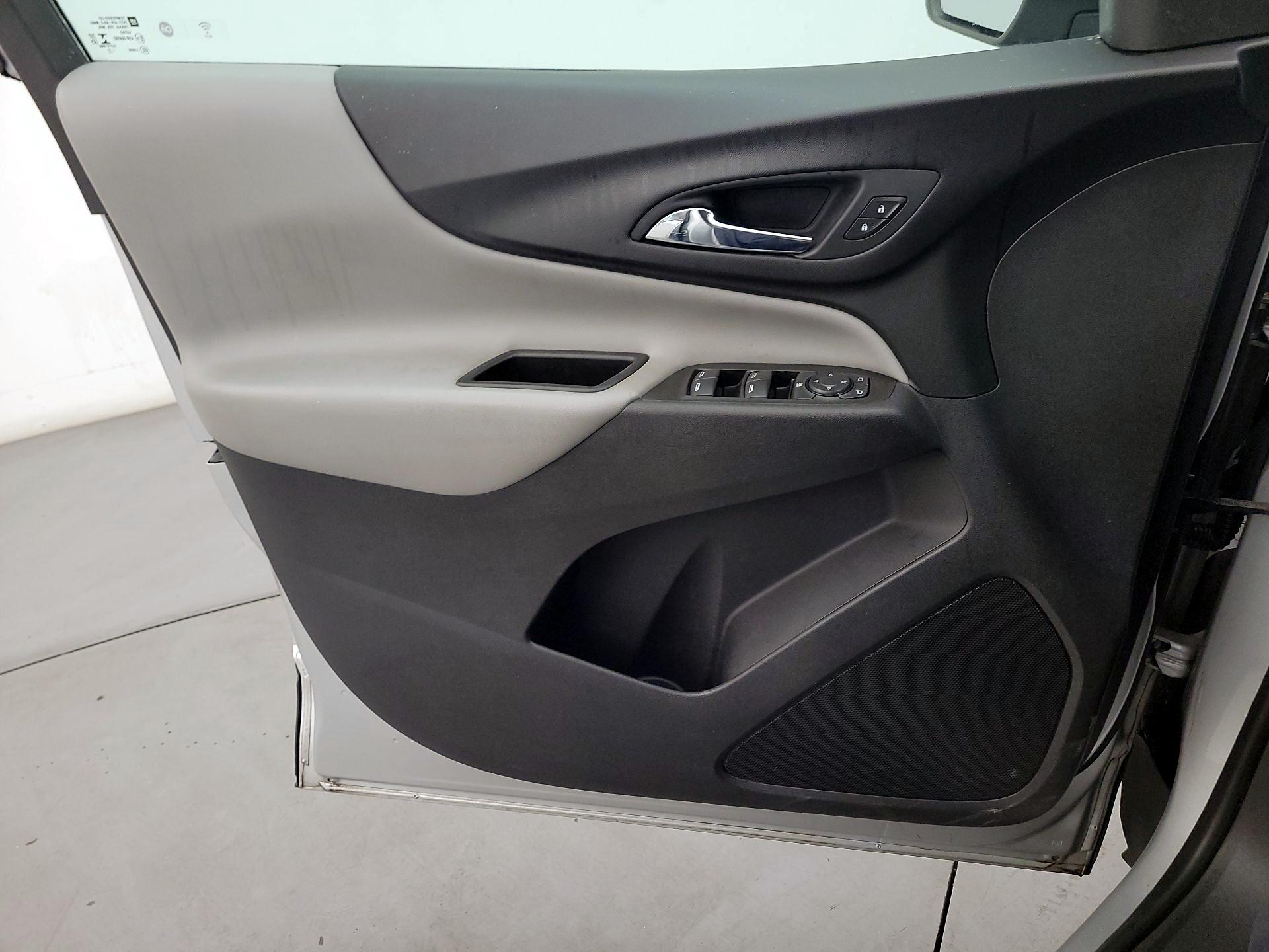 Thumbnail: 2021 Chevrolet Equinox - 12