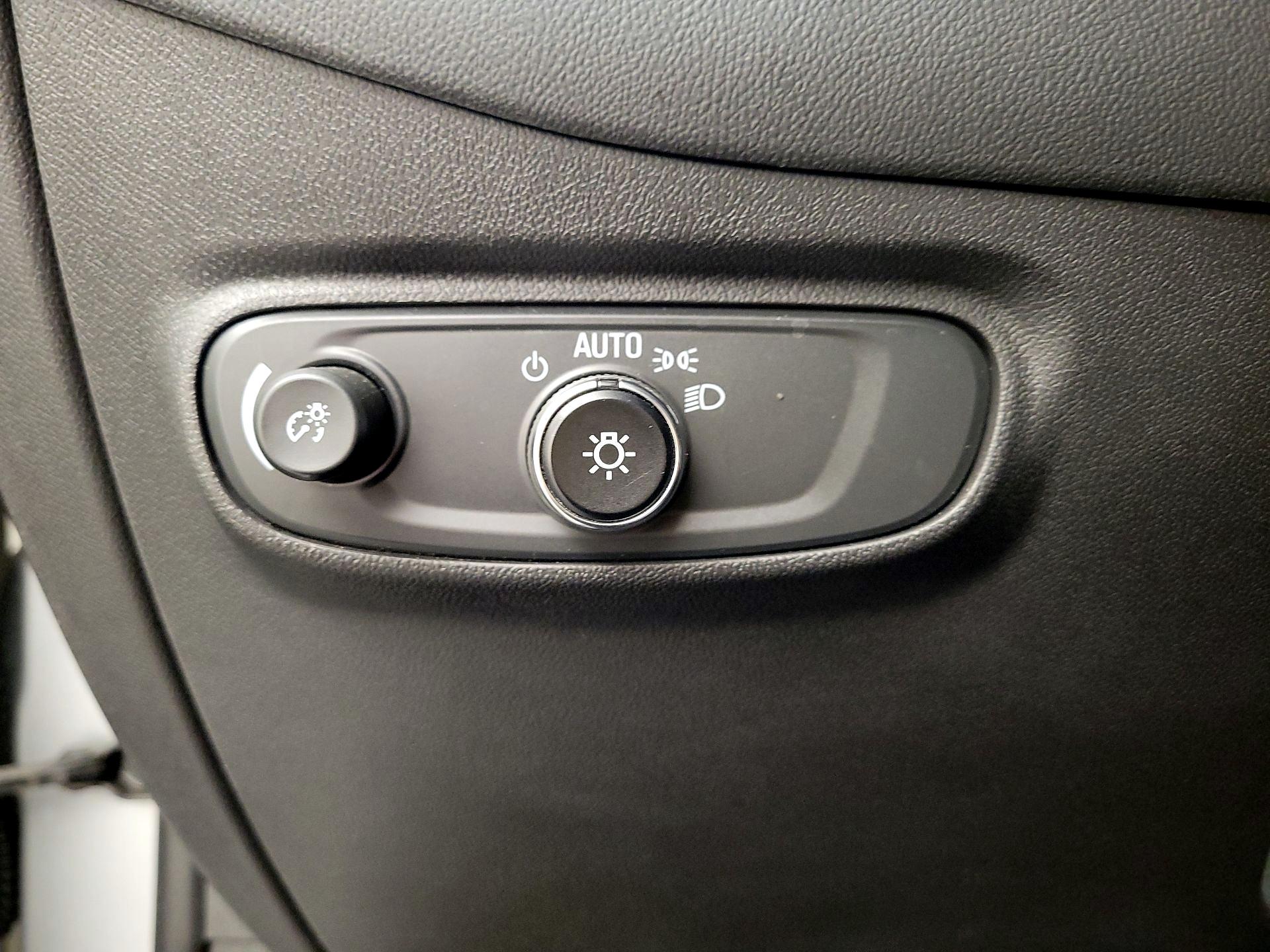 Thumbnail: 2021 Chevrolet Equinox - 13