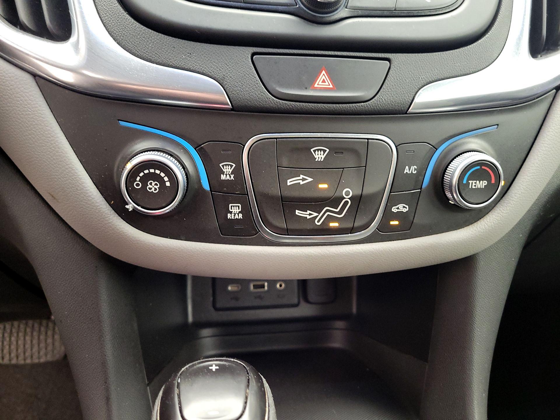 Thumbnail: 2021 Chevrolet Equinox - 16