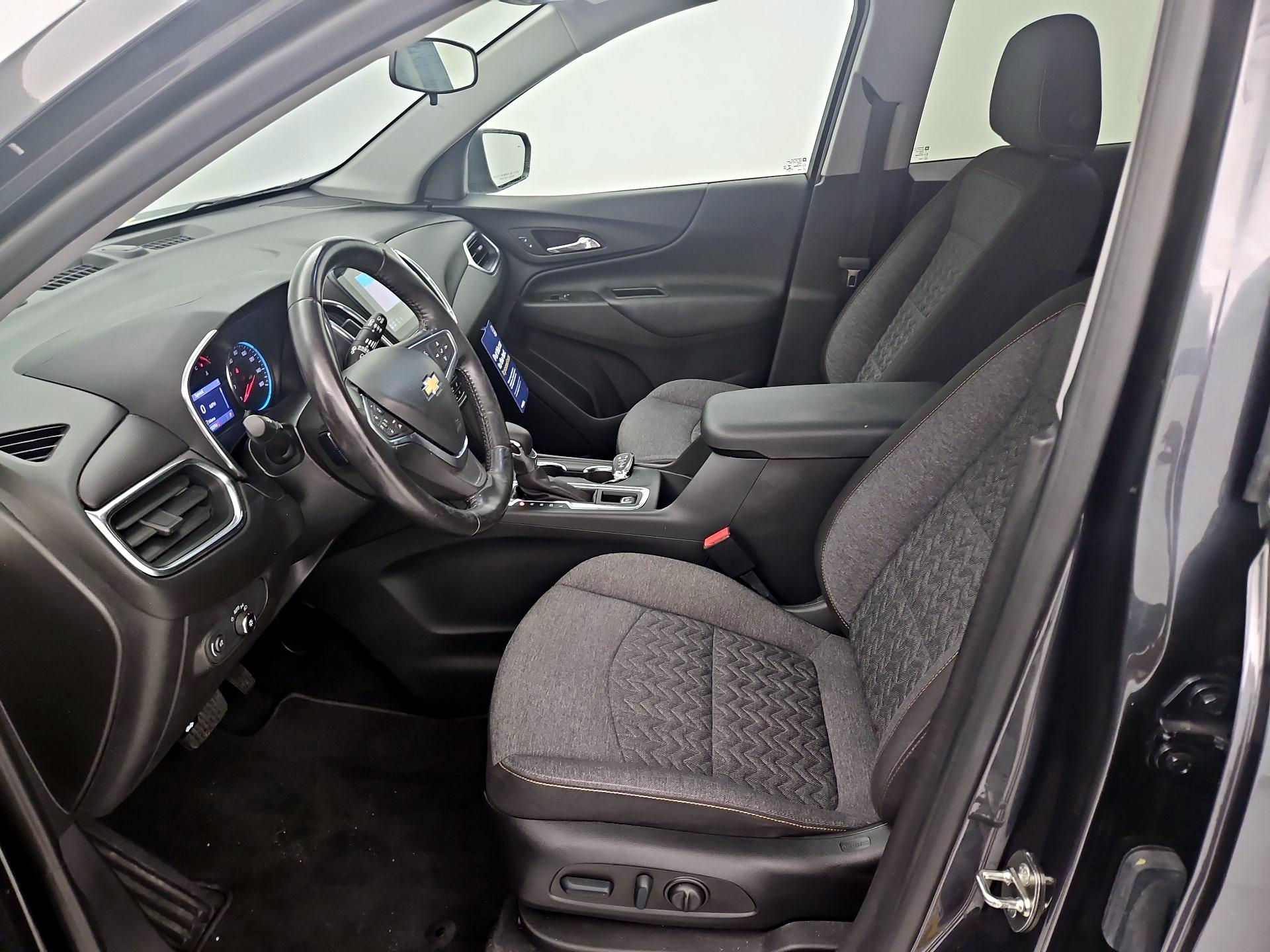 Thumbnail: 2022 Chevrolet Equinox - 11