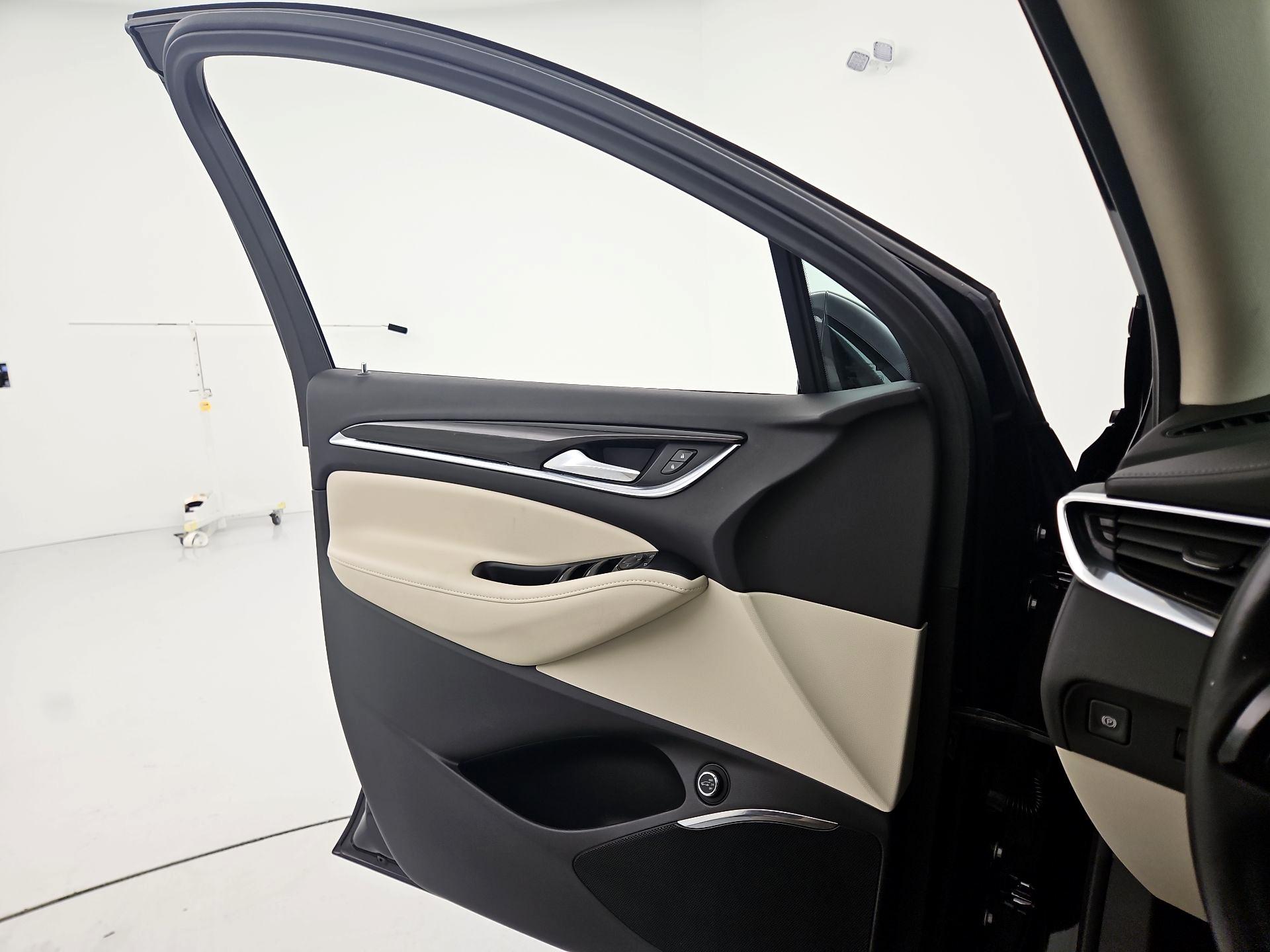 Thumbnail: 2023 Buick Enclave - 12