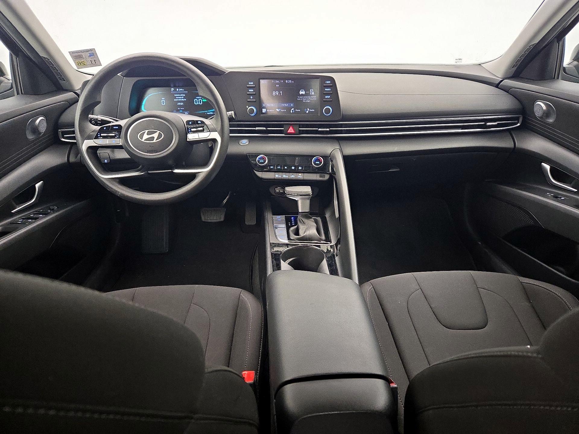 Thumbnail: 2025 Hyundai Elantra - 9