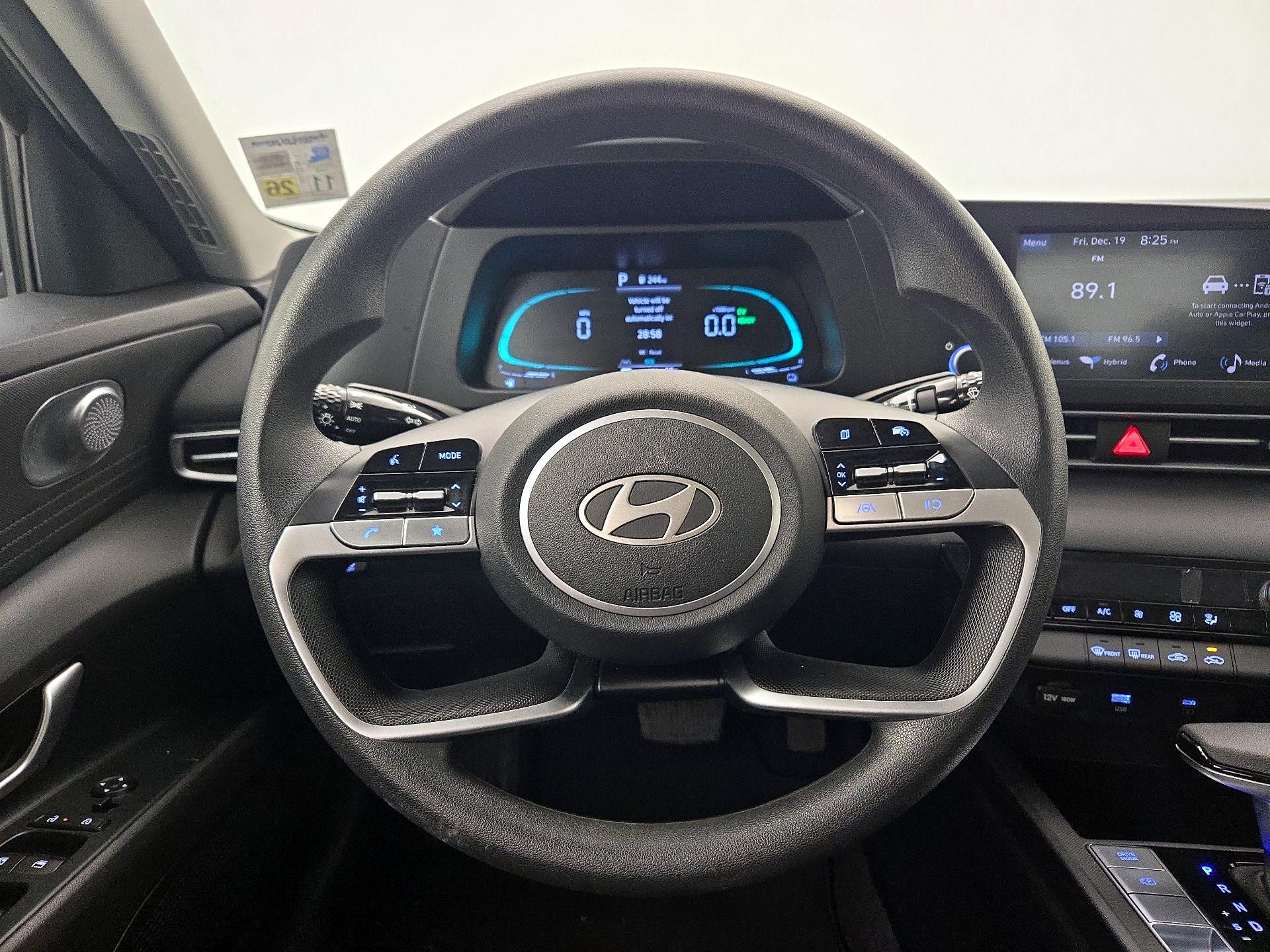 Thumbnail: 2025 Hyundai Elantra - 10