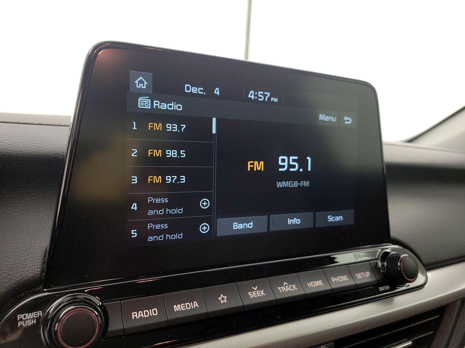 Thumbnail: 2020 Kia Forte - 15