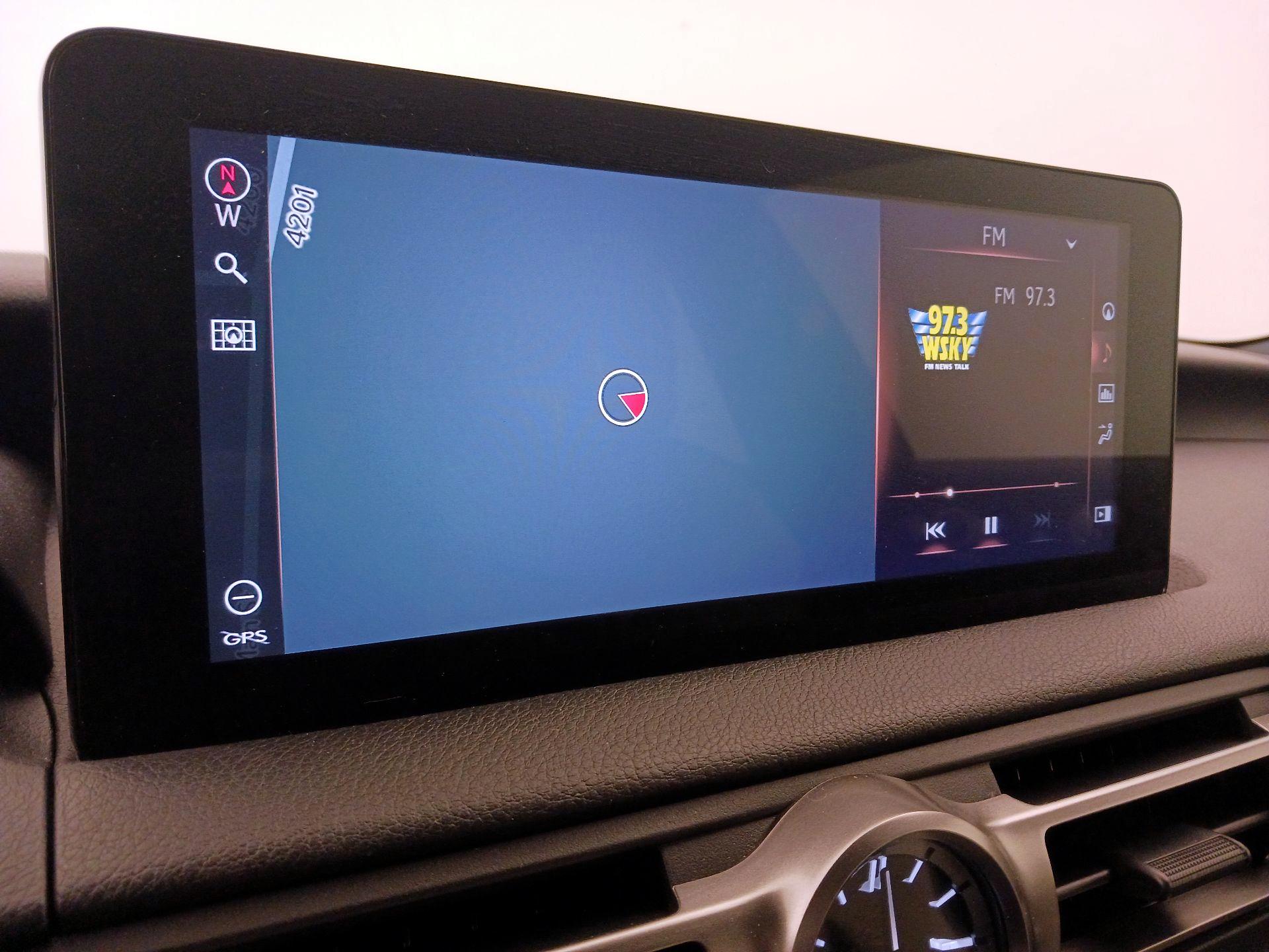 Thumbnail: 2022 Lexus IS - 14