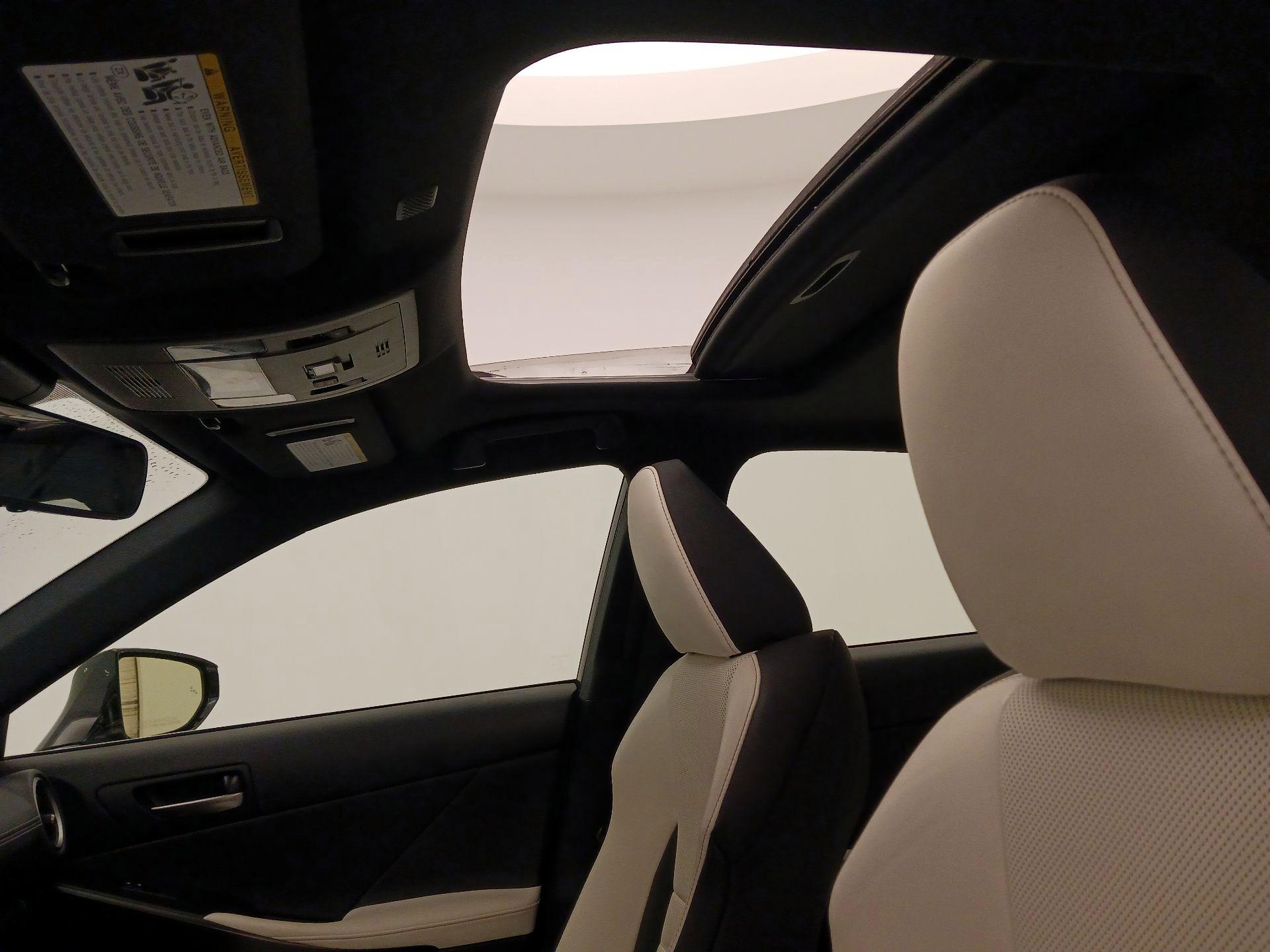 Thumbnail: 2022 Lexus IS - 20