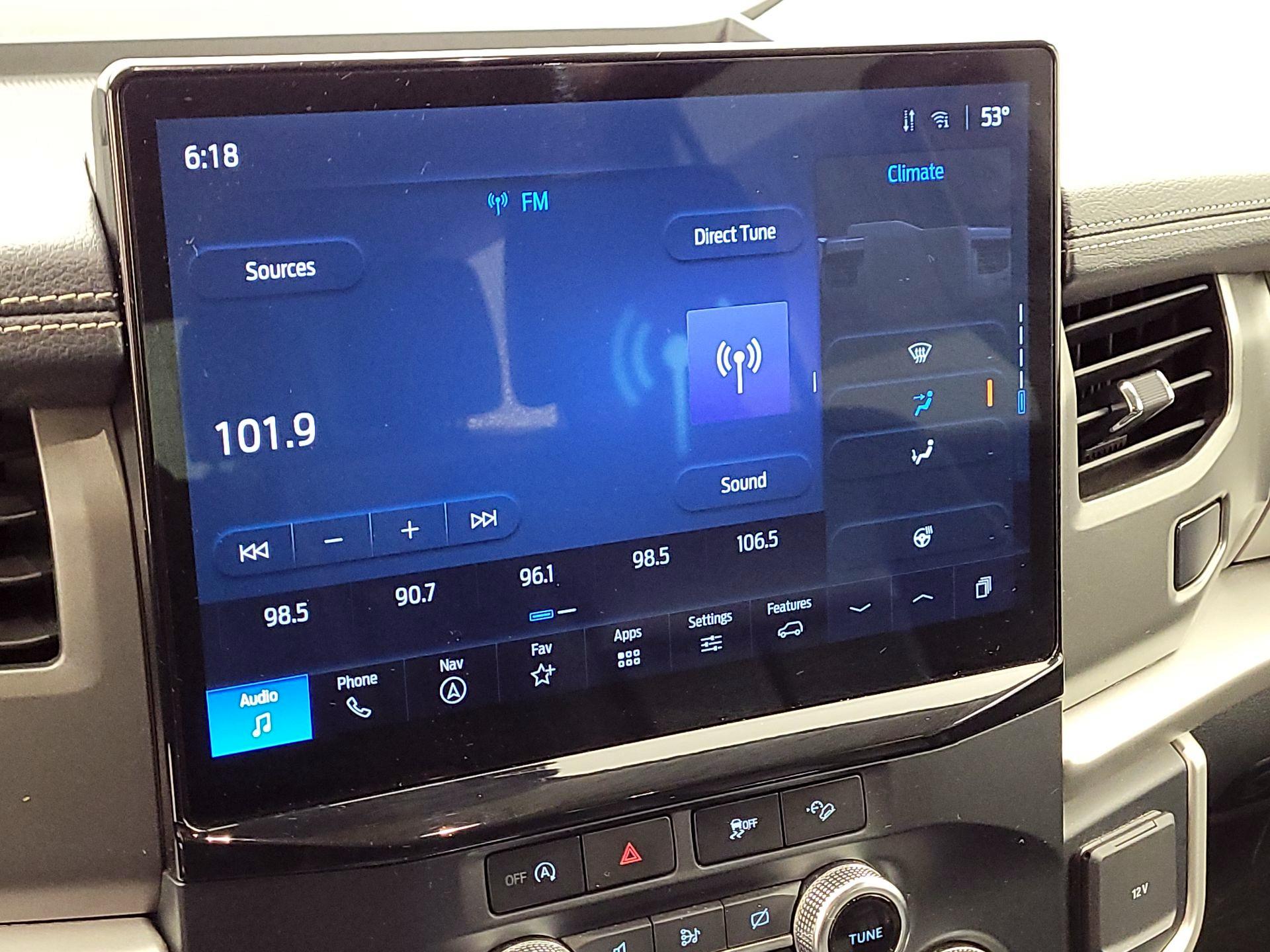 Thumbnail: 2023 Ford Expedition - 15