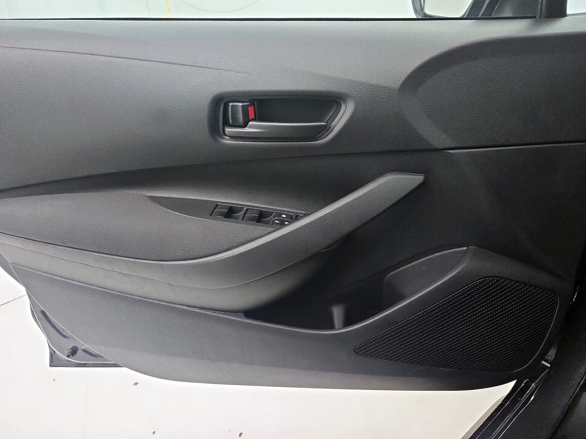 Thumbnail: 2025 Toyota Corolla - 12