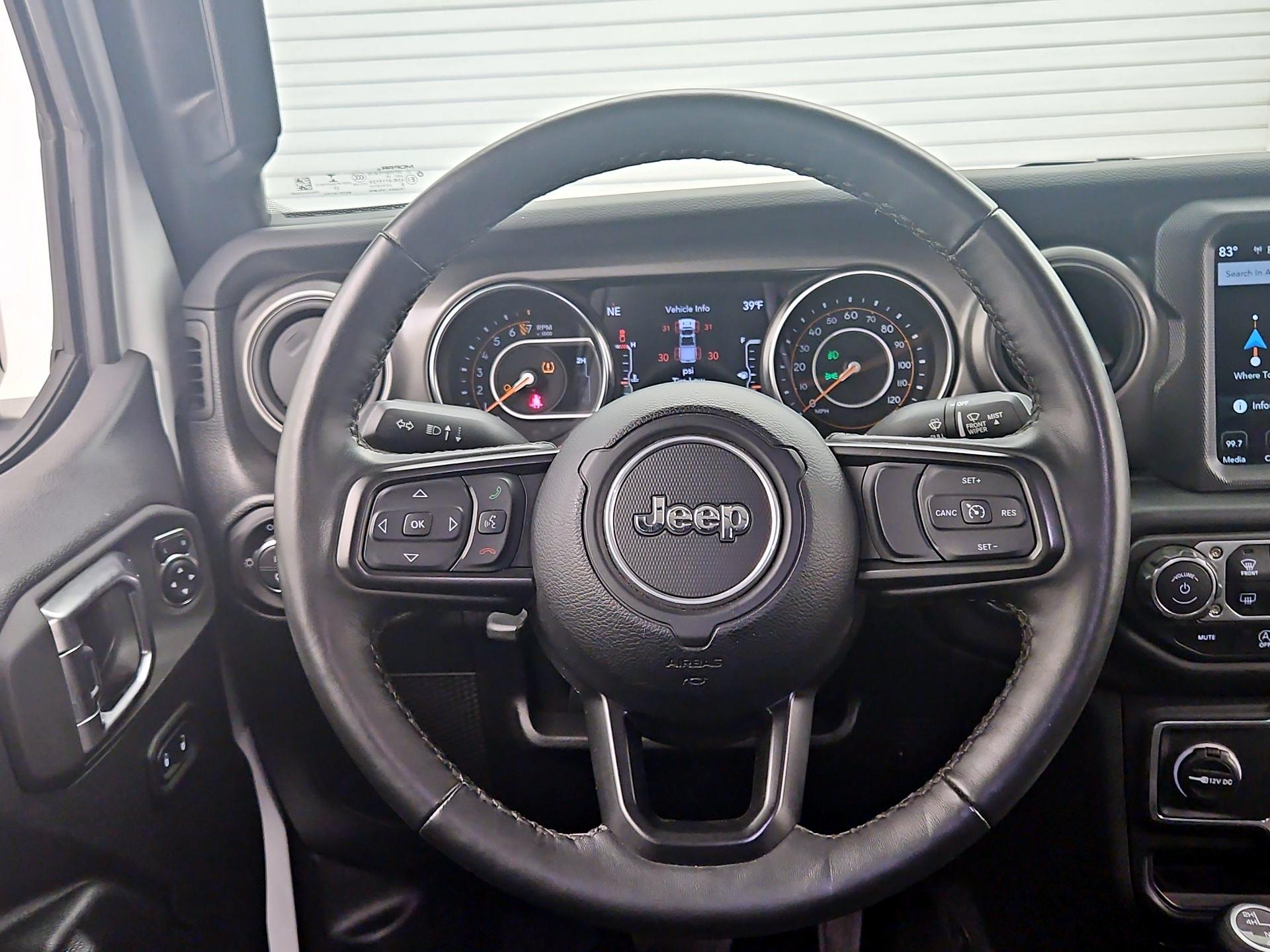 Thumbnail: 2023 Jeep Gladiator - 10