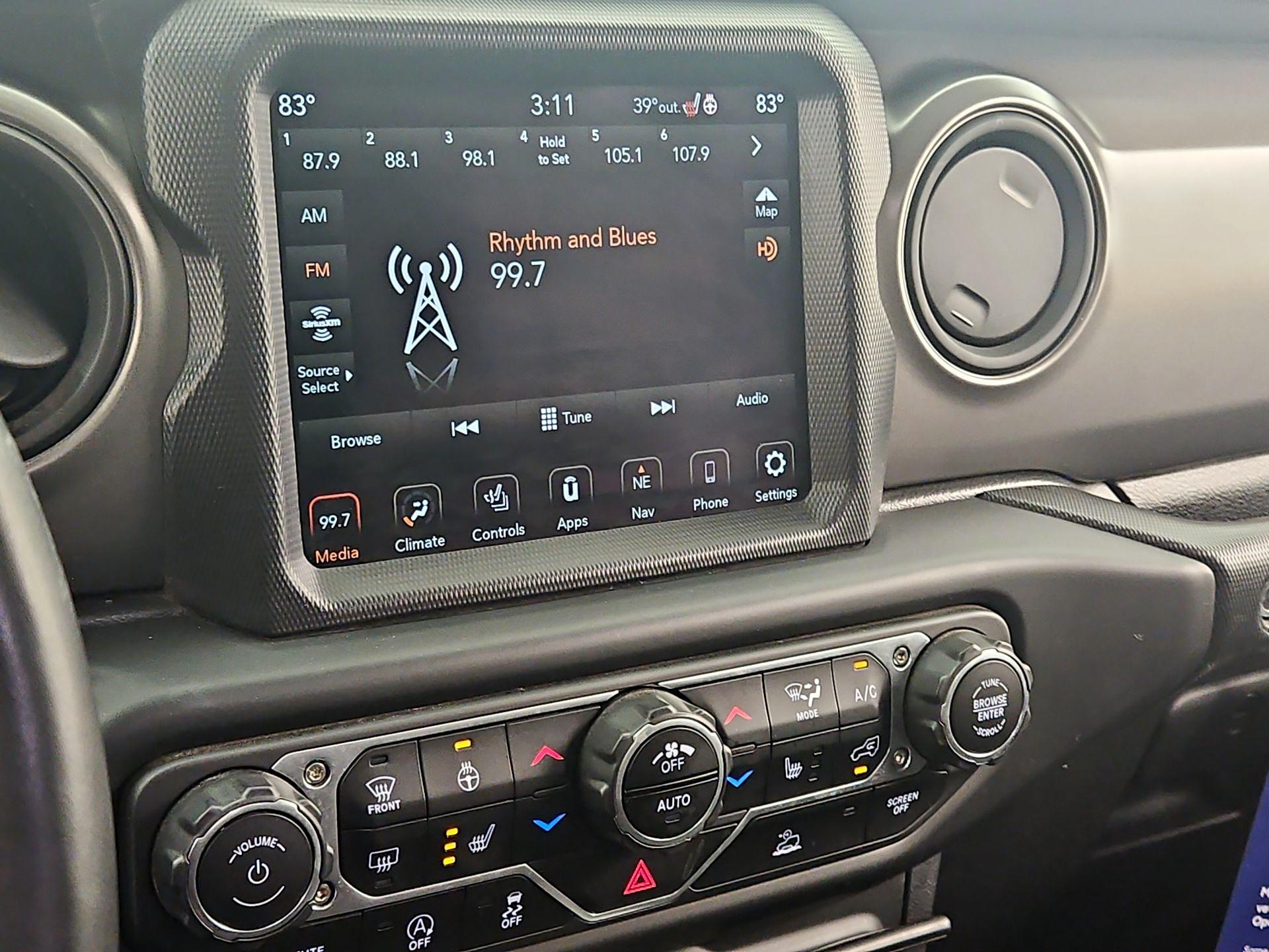 Thumbnail: 2023 Jeep Gladiator - 16