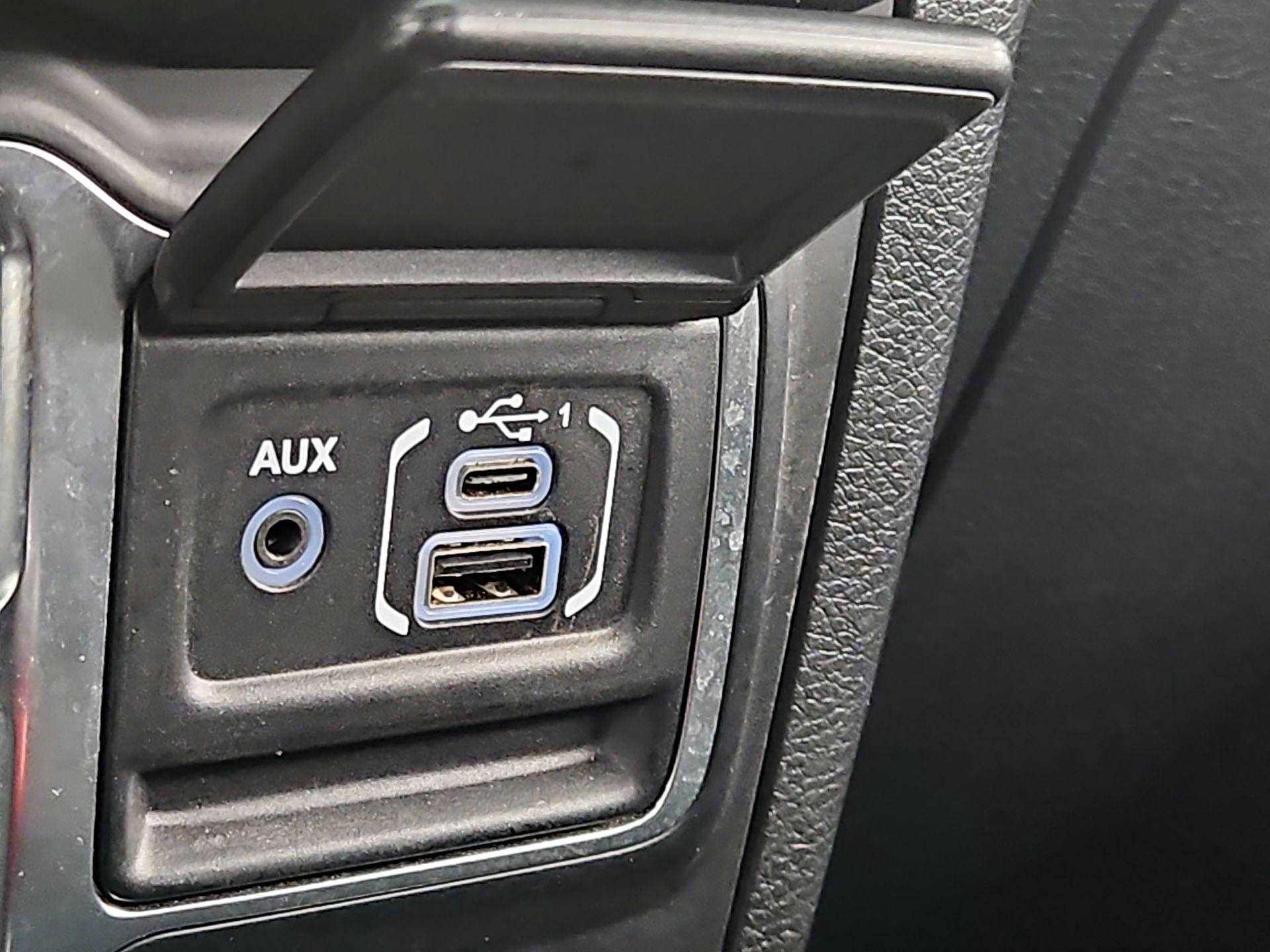 Thumbnail: 2023 Jeep Gladiator - 19