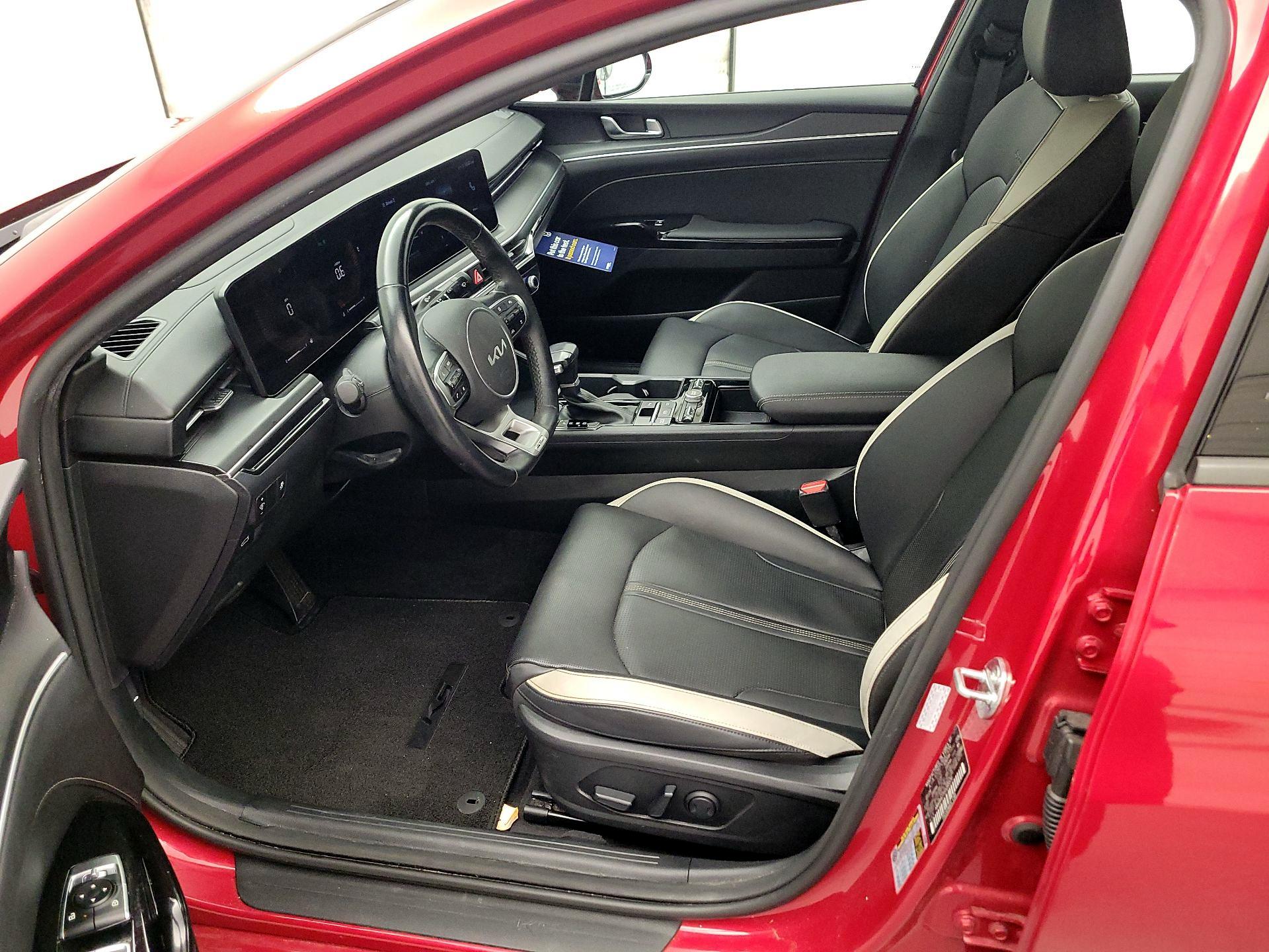 Thumbnail: 2025 Kia K5 - 11