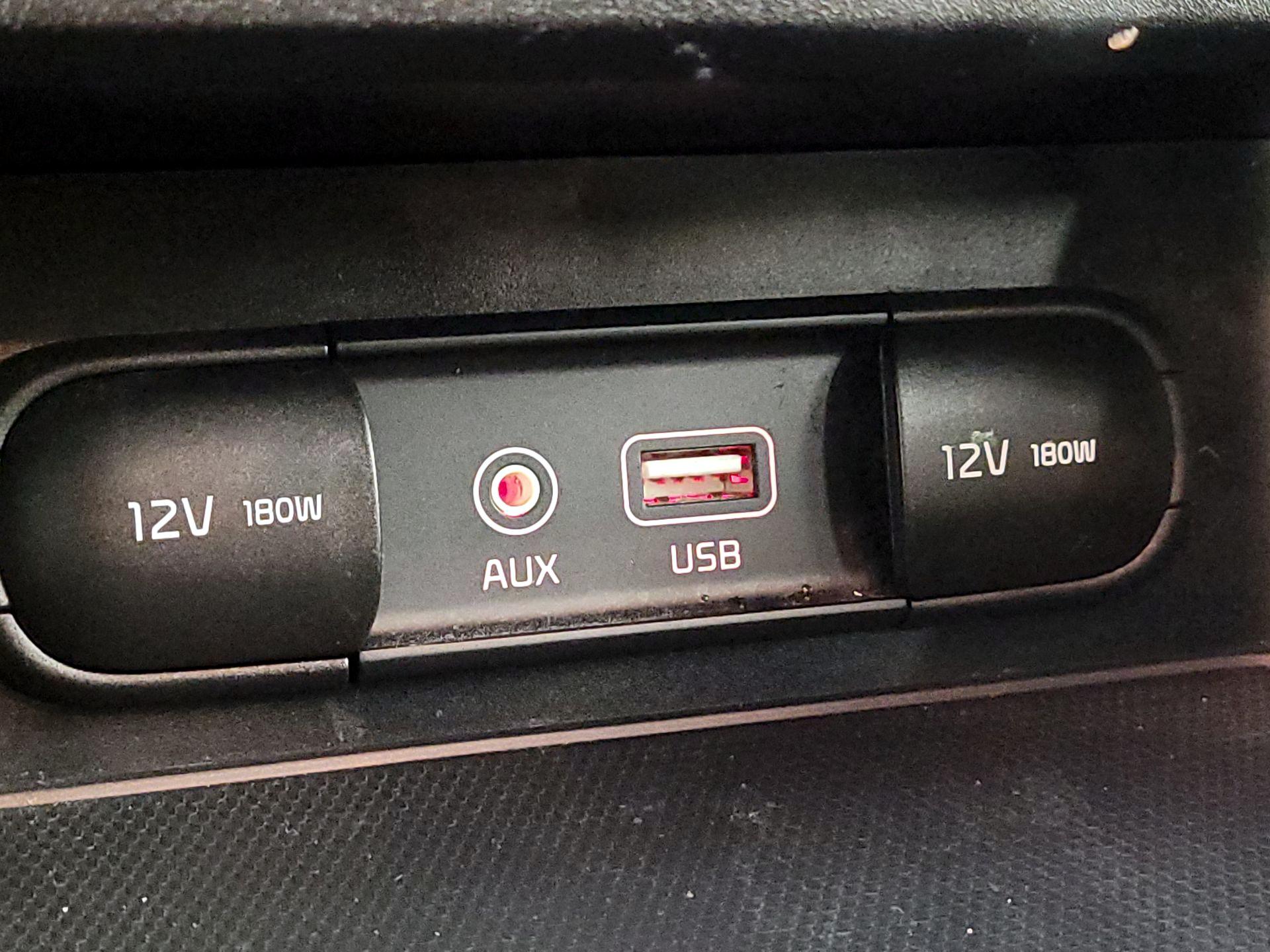 Thumbnail: 2020 Kia Forte - 18